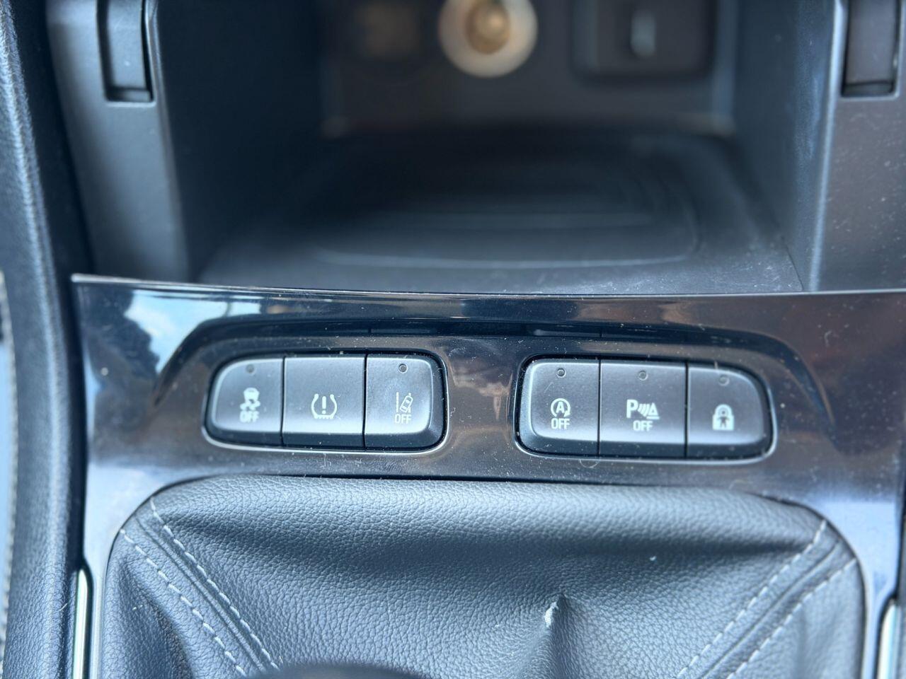 Vauxhall Grandland X view 12