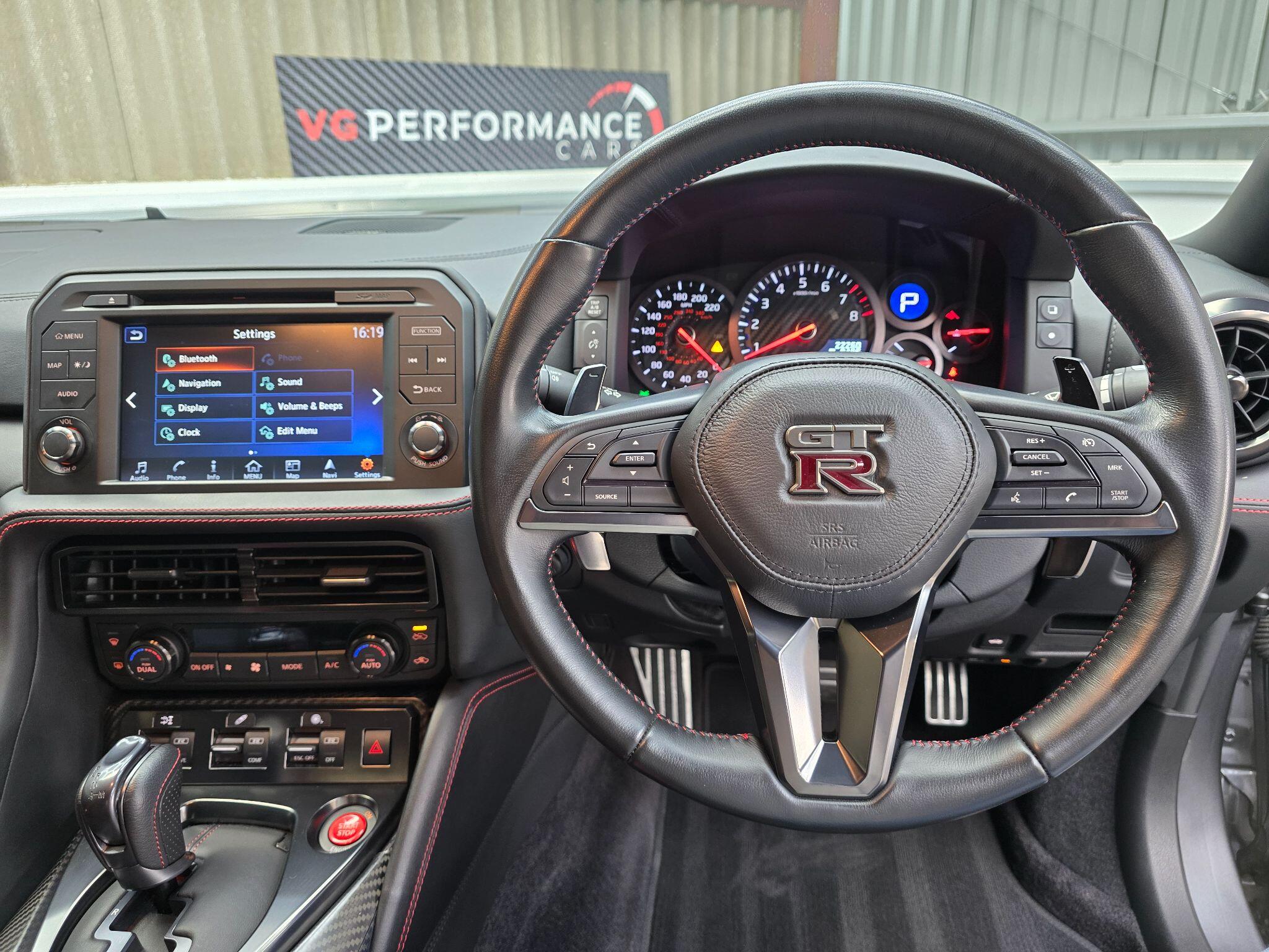 Nissan GT-R view 26