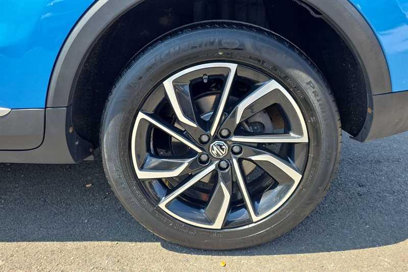 MG ZS view 9