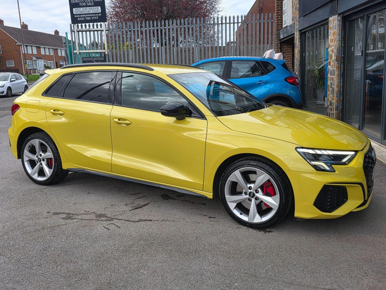Audi A3 view 4