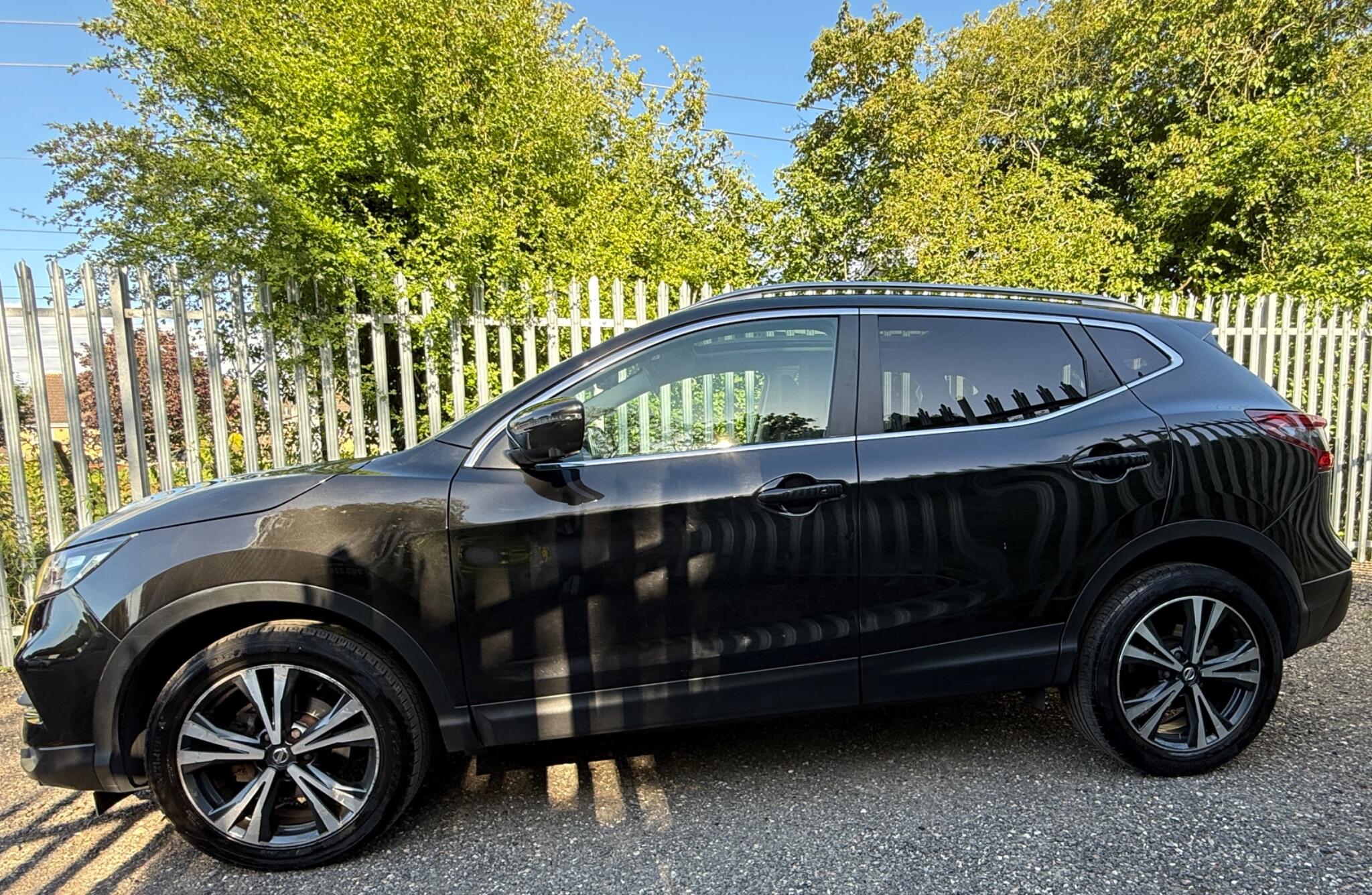 2017 Nissan Qashqai image 11
