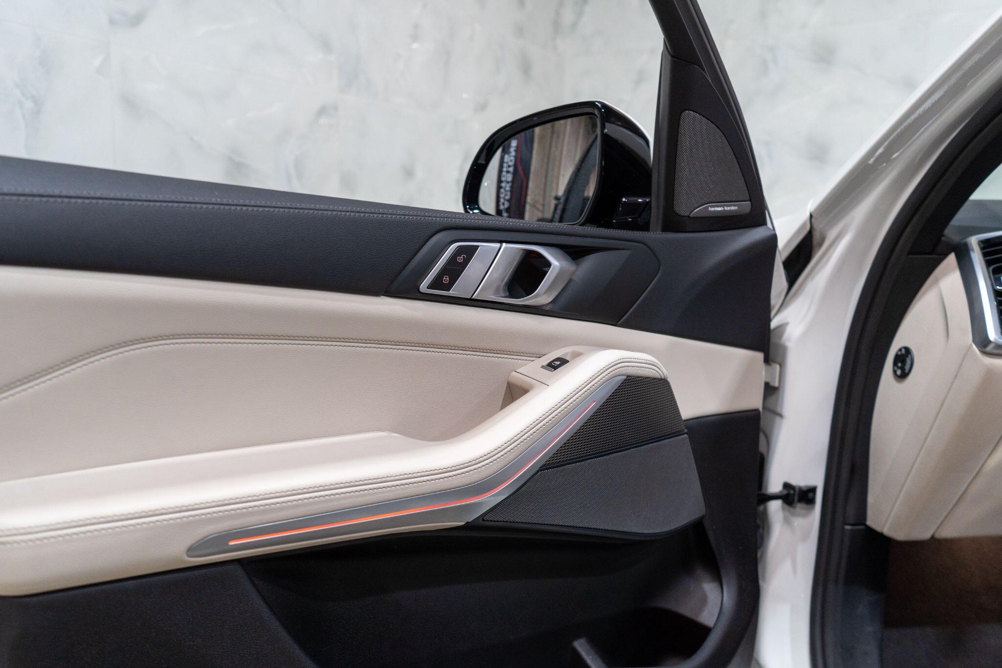 BMW X5 view 39