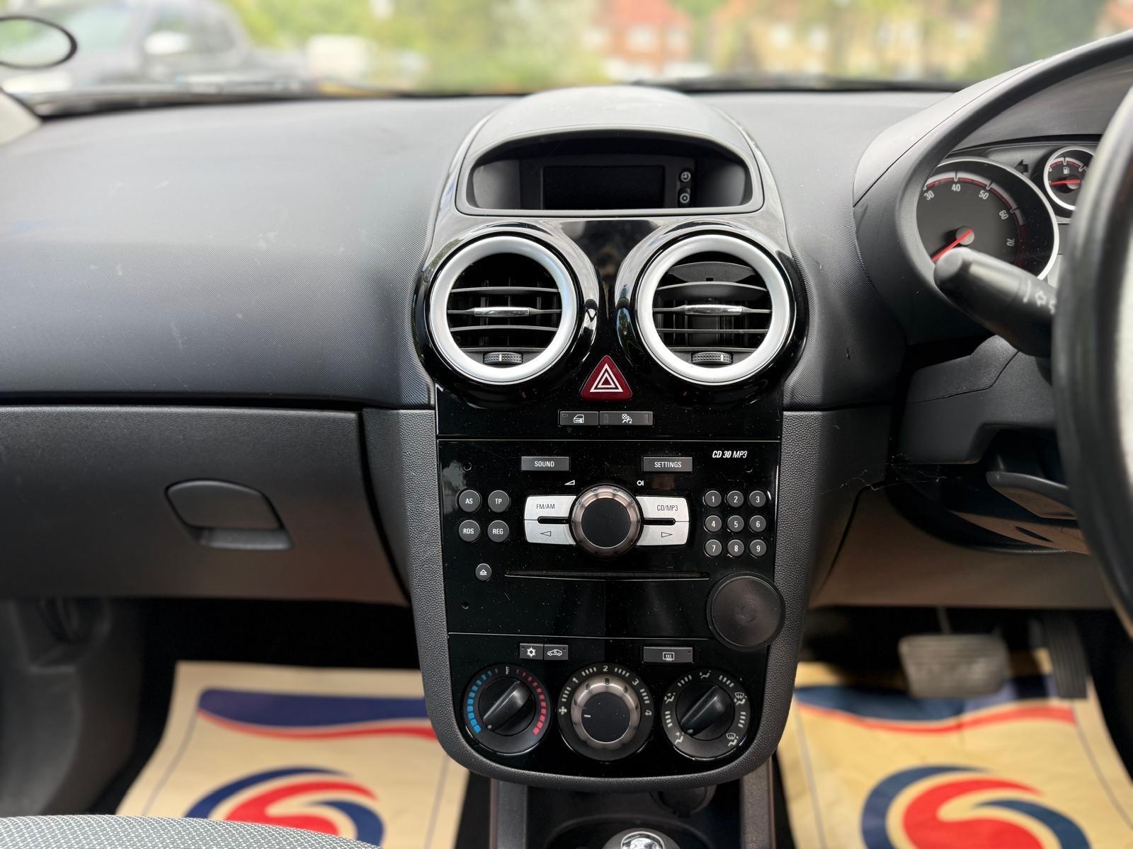 Vauxhall Corsa view 20