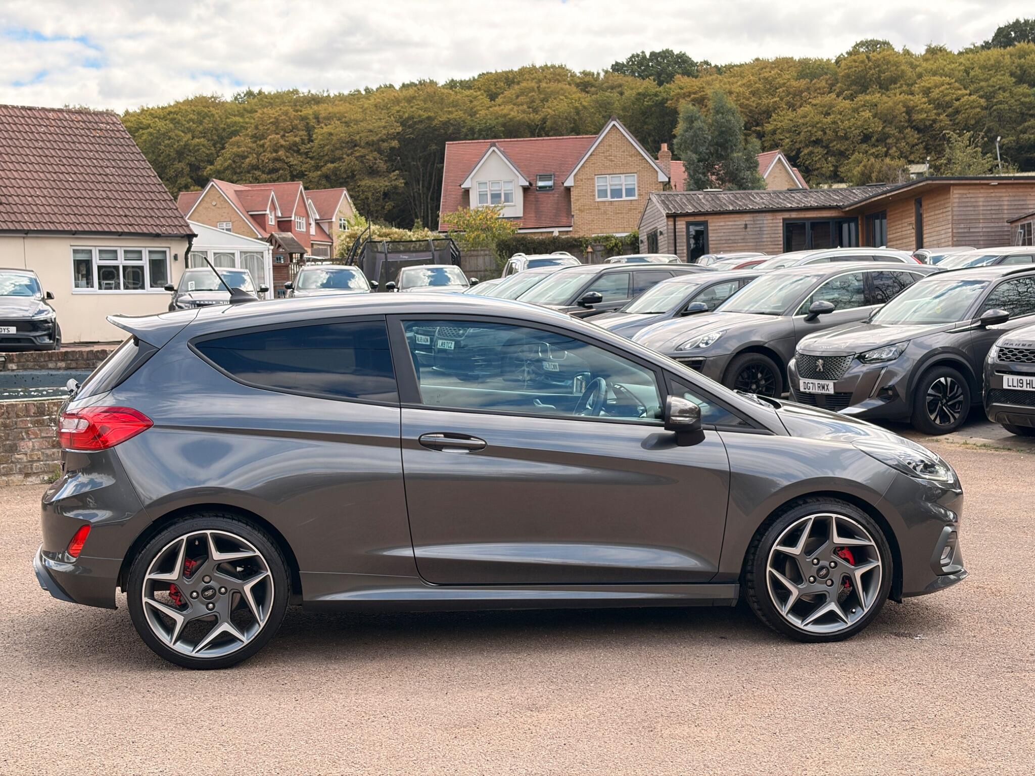 Ford Fiesta view 5