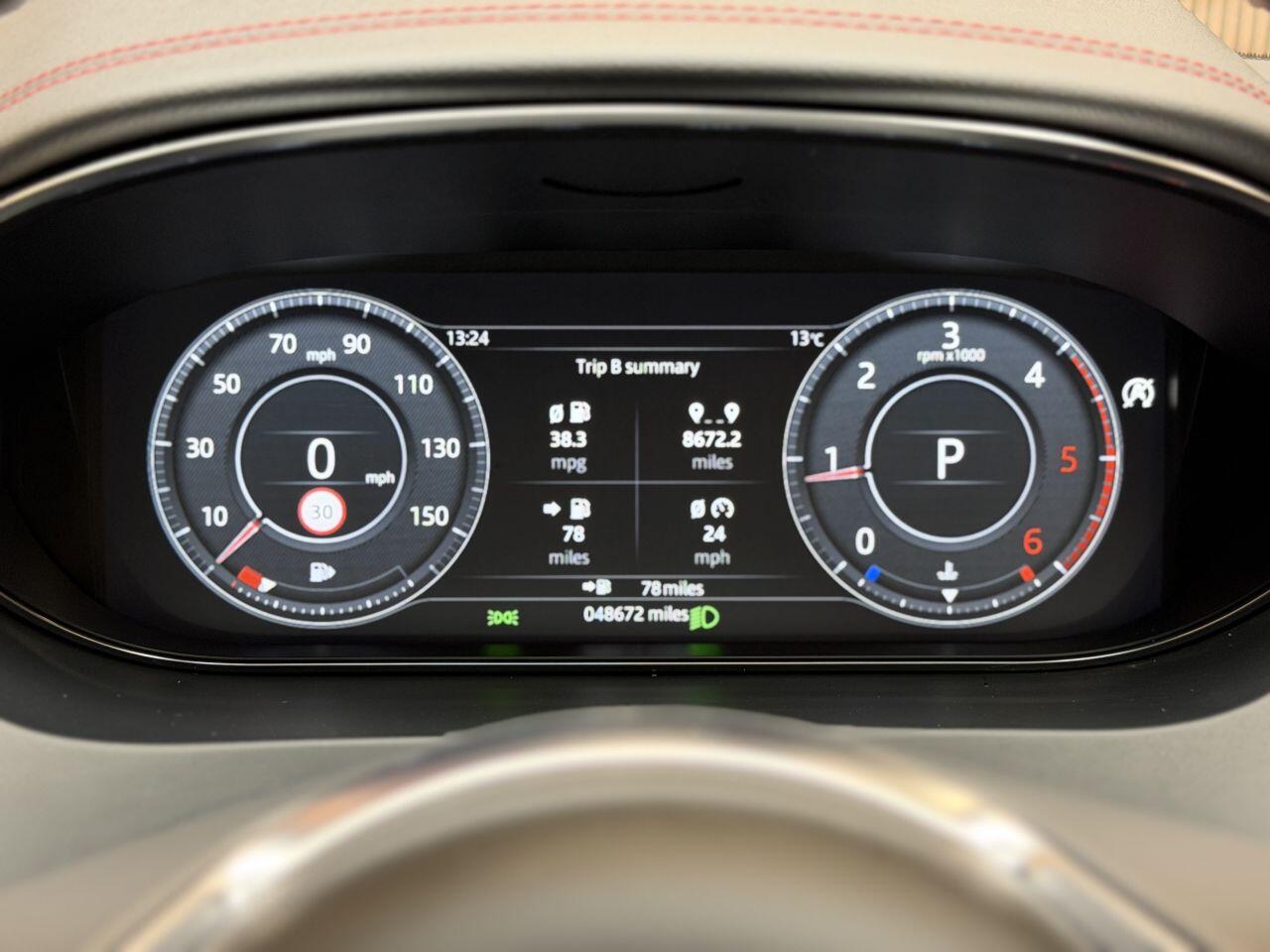 Jaguar E-Pace view 43