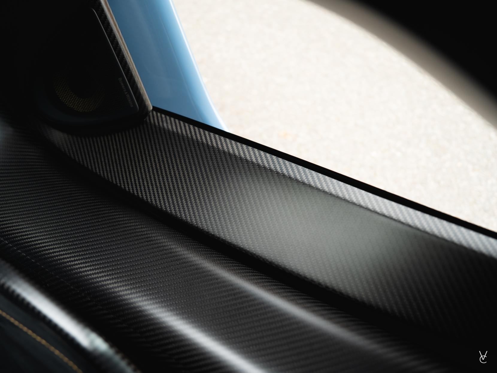 McLaren Senna view 40