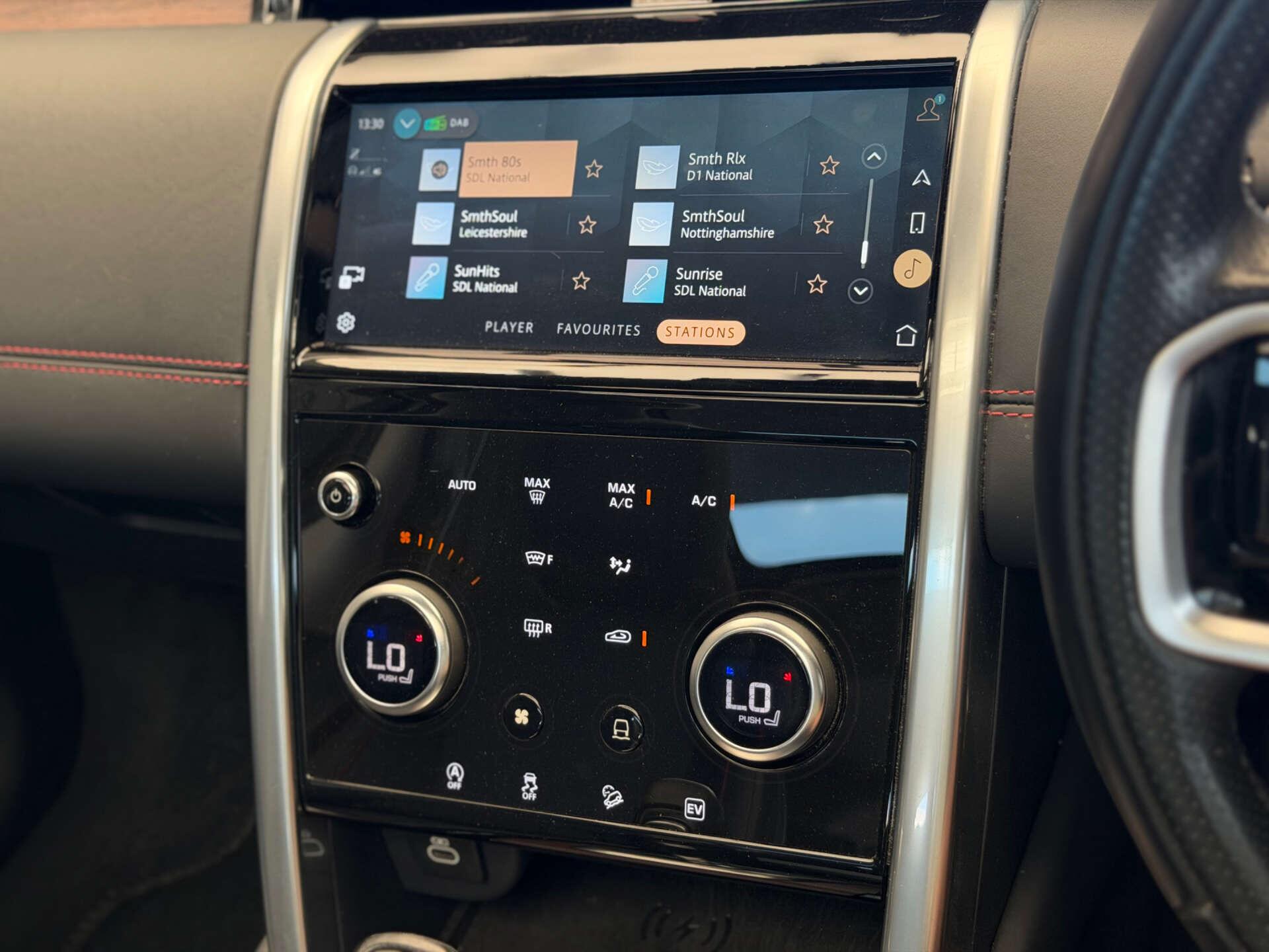 Land Rover Discovery Sport view 51