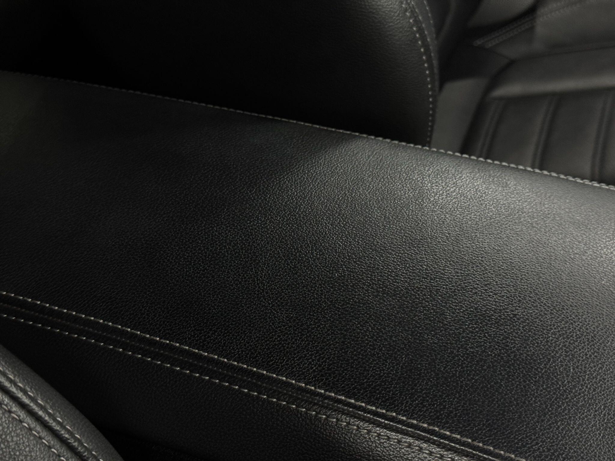 BMW 3 Series view 36