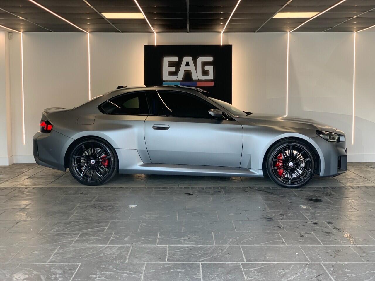 BMW M2 view 2