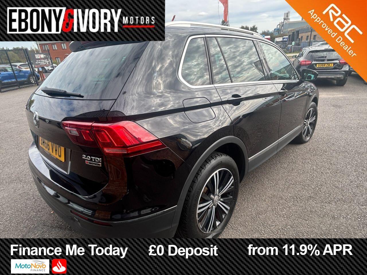 Volkswagen Tiguan view 5