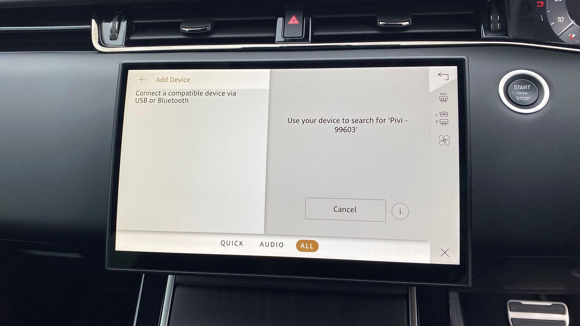 Land Rover Range Rover Evoque view 43