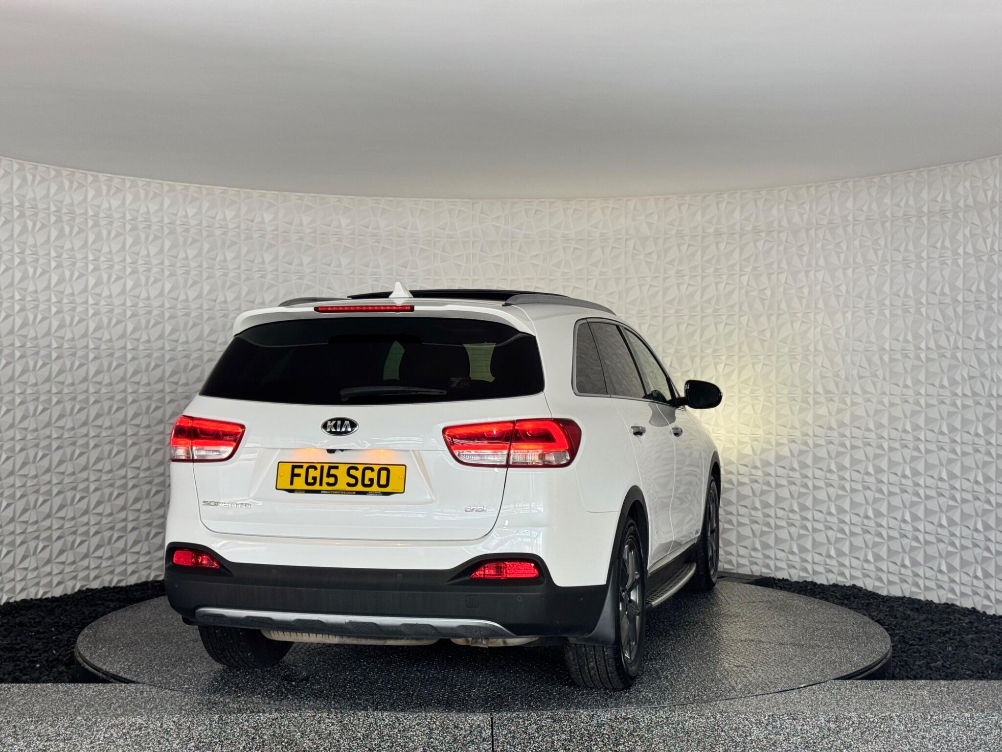 Kia Sorento view 12