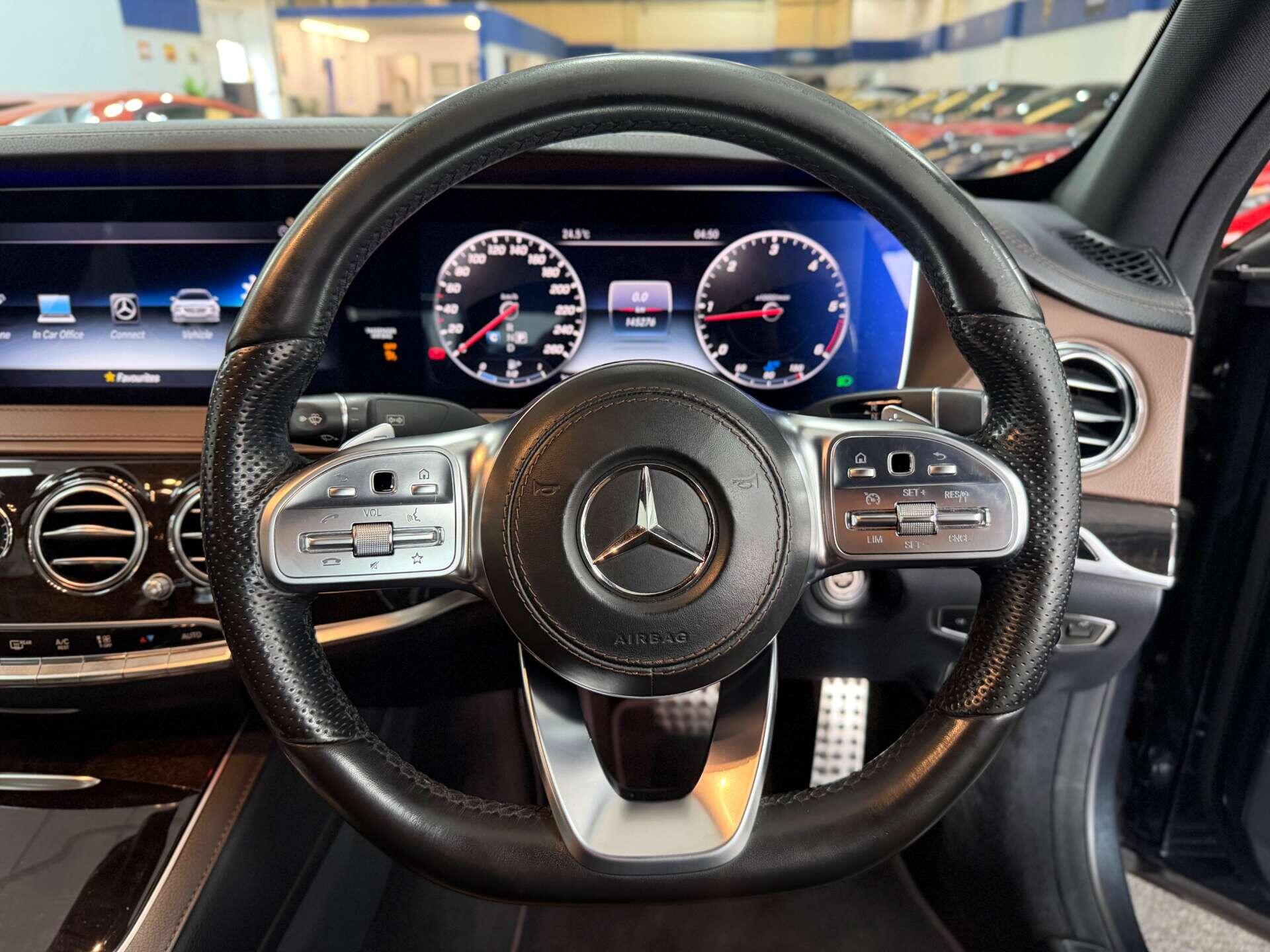 Mercedes-Benz S-Class view 24