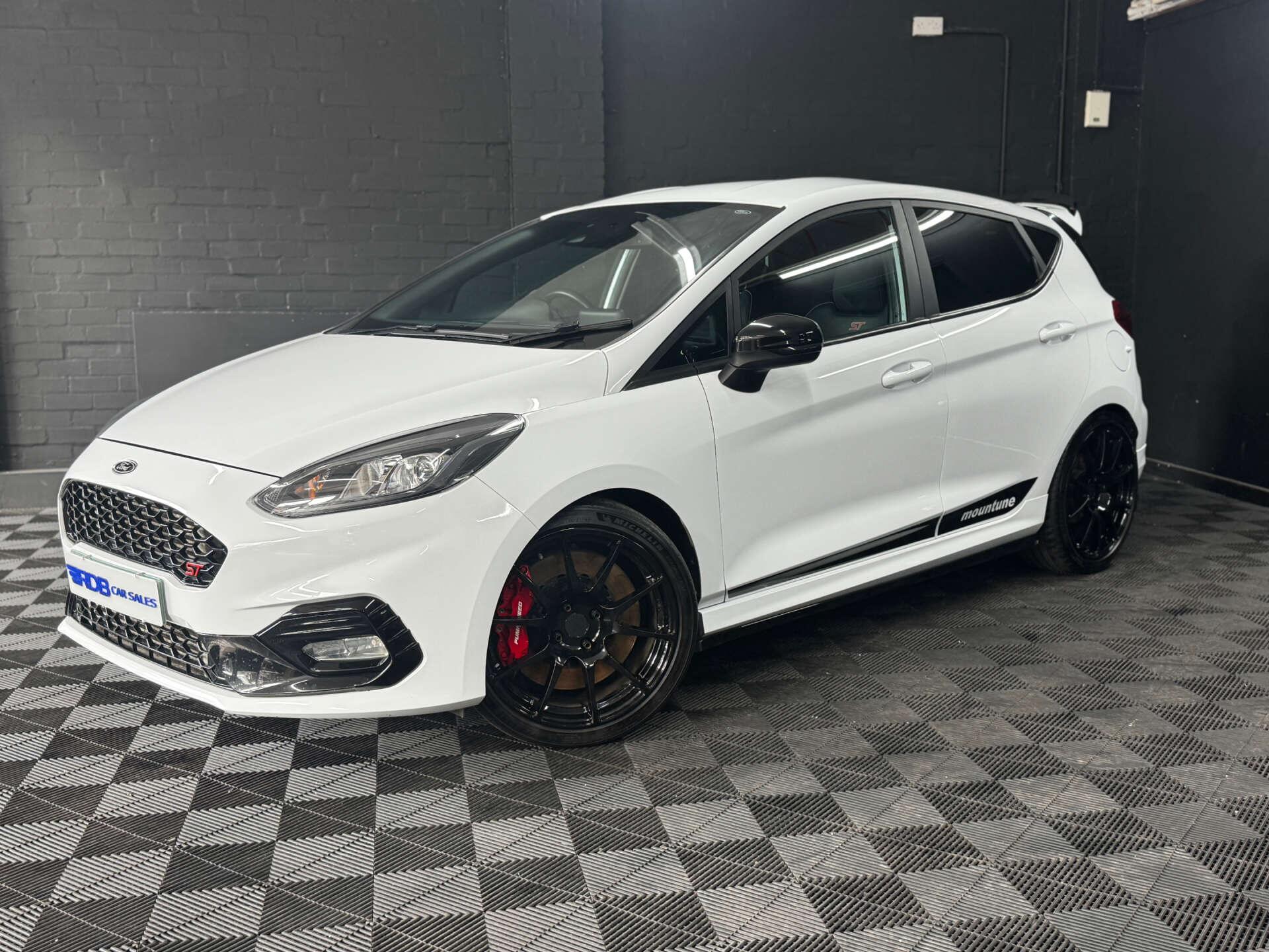 Ford Fiesta view 3