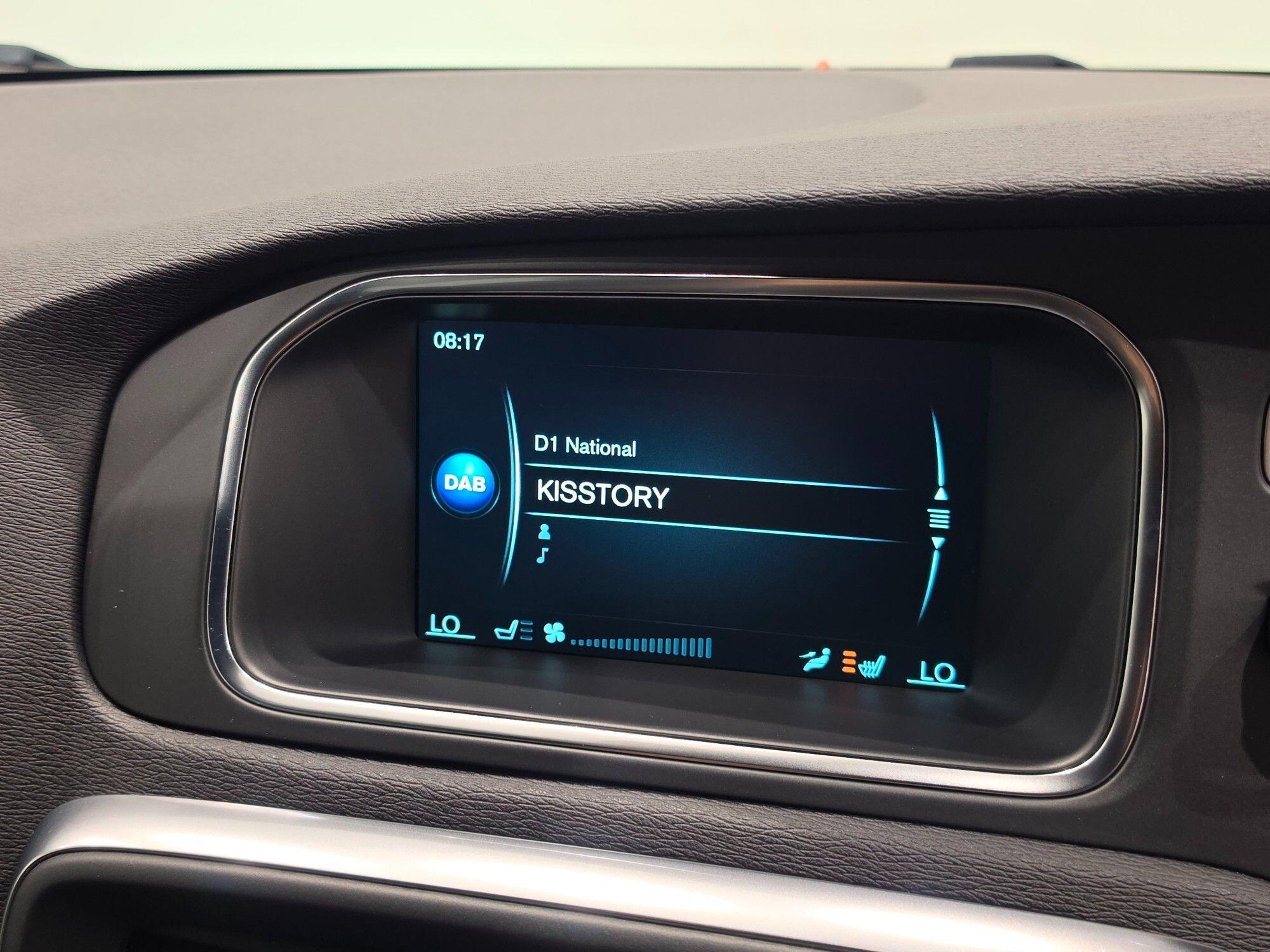 Volvo V40 view 83