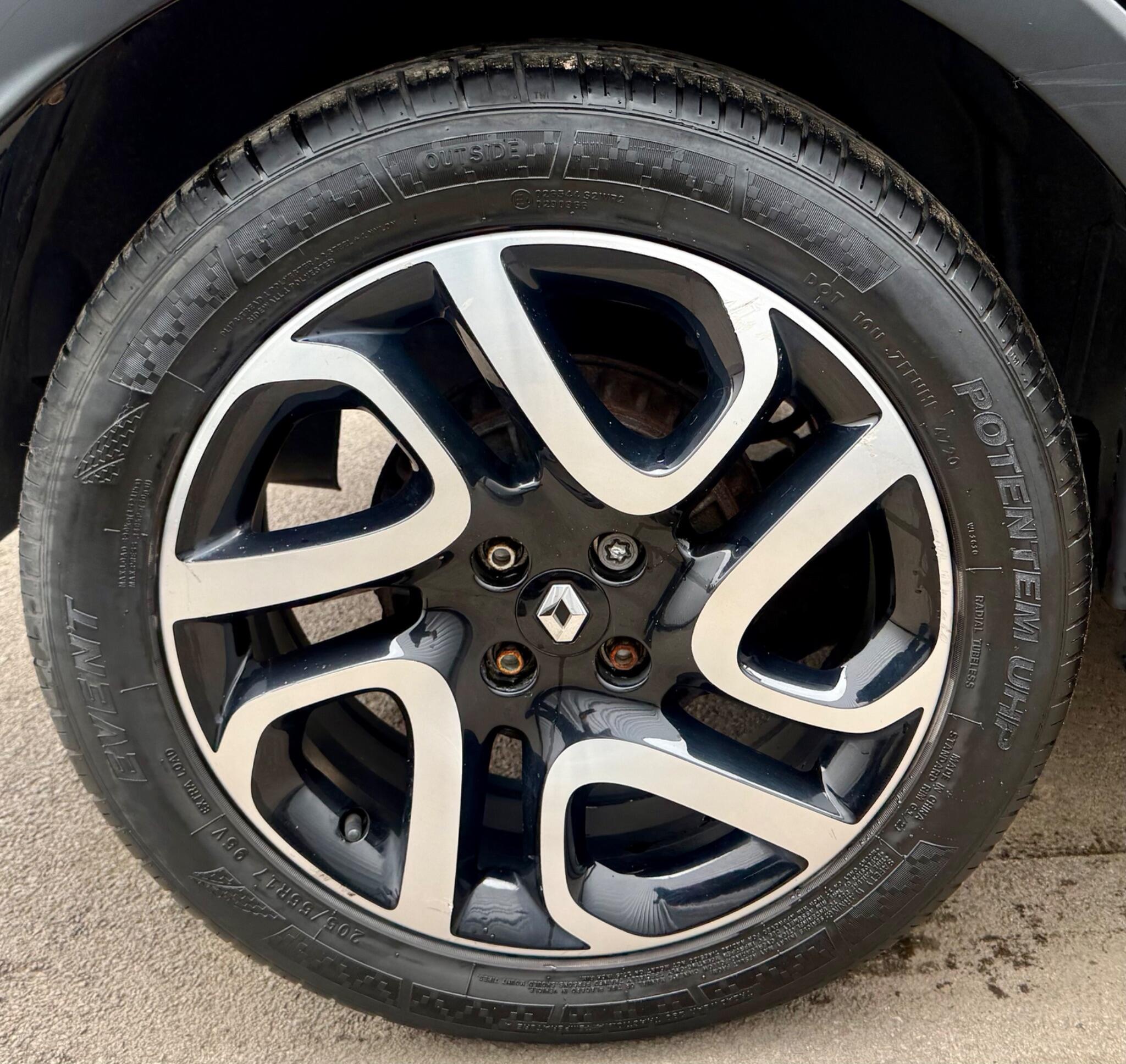 Renault Captur view 17