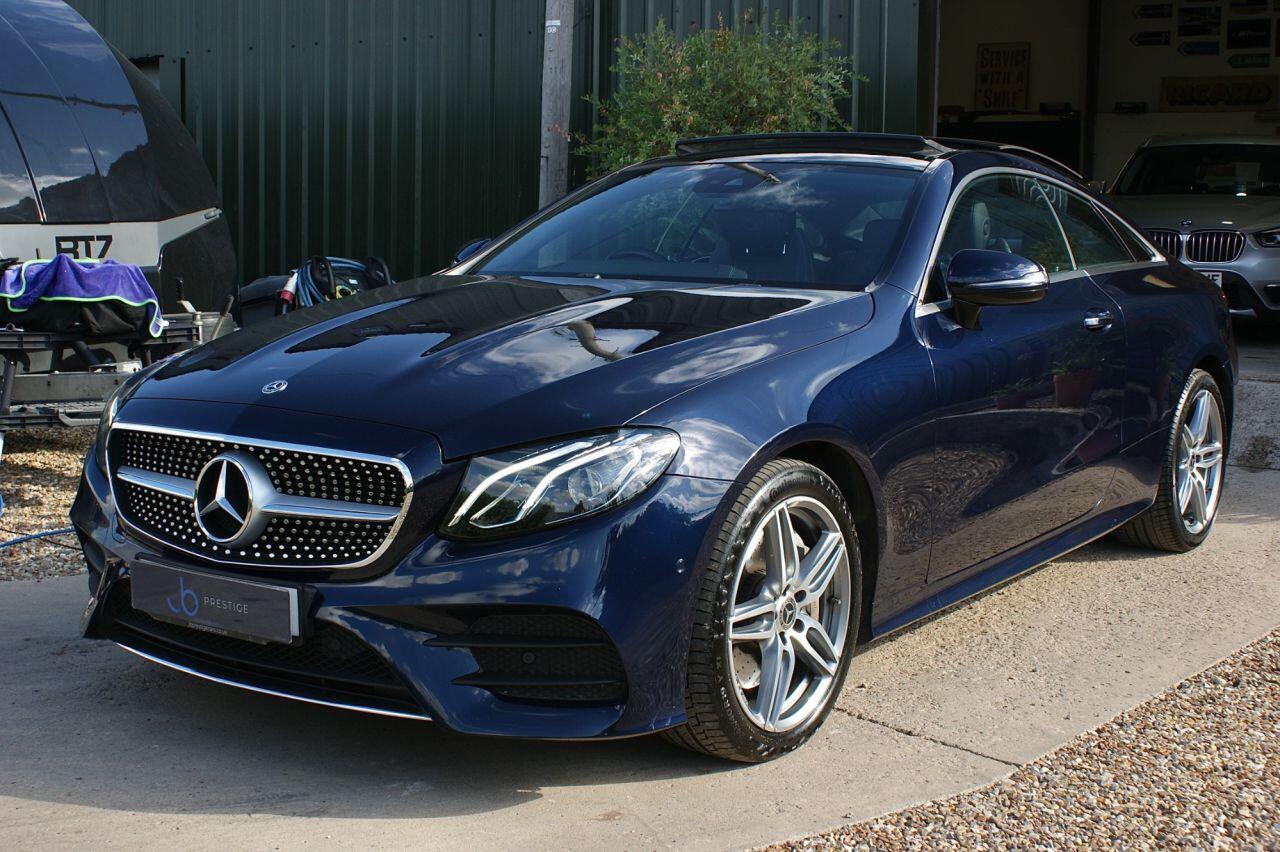 Mercedes-Benz E Class view 19