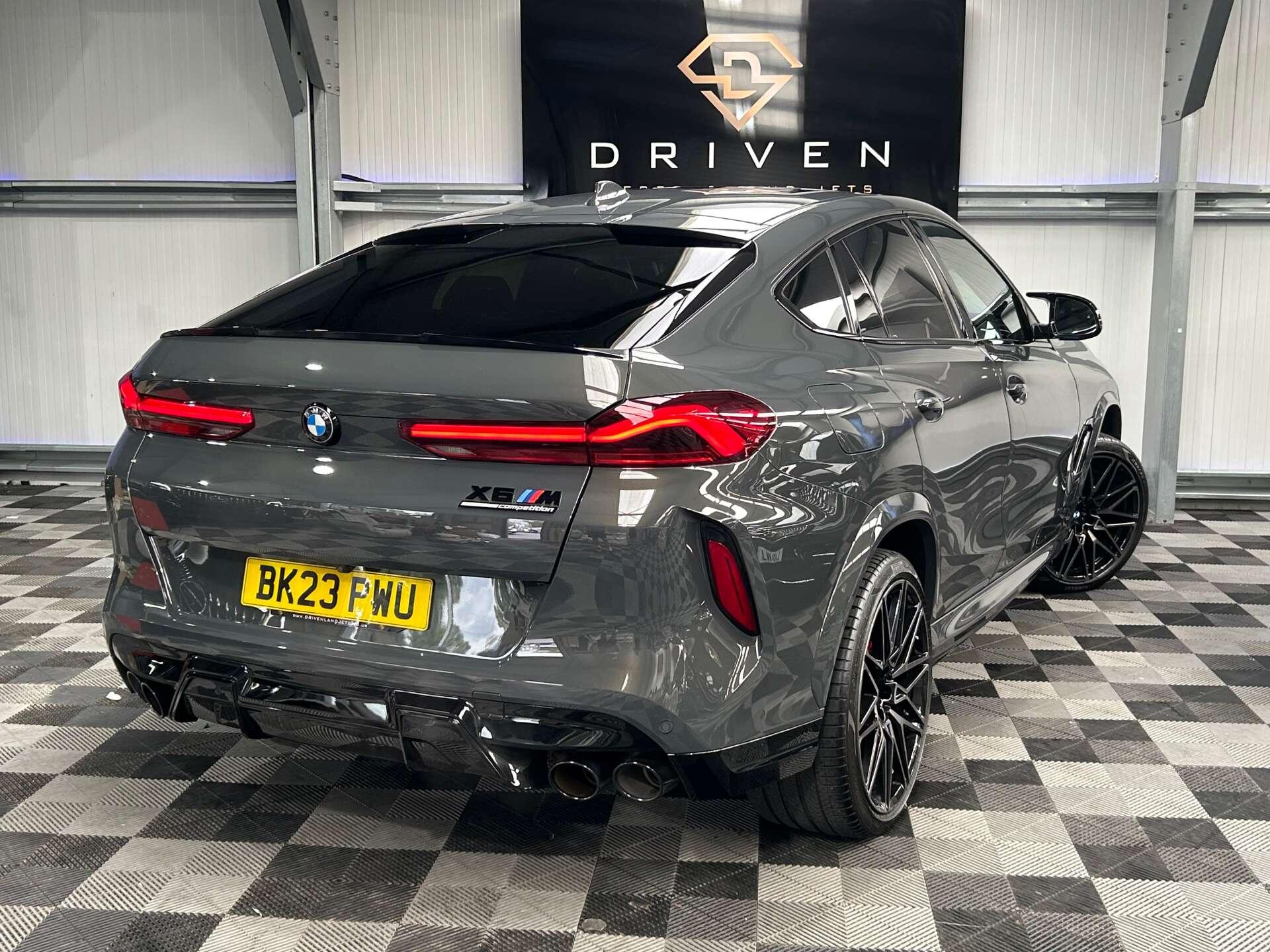 BMW X6 M view 16