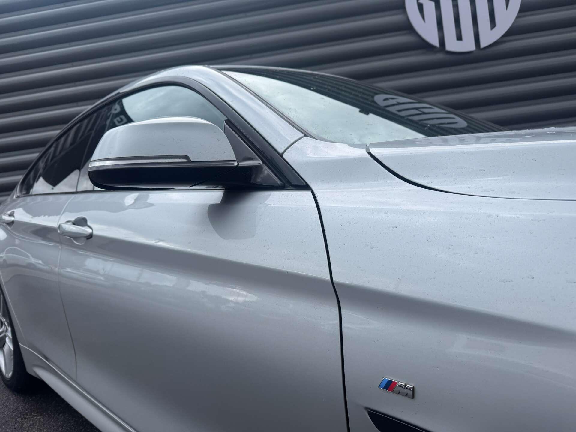BMW 4 Series view 14