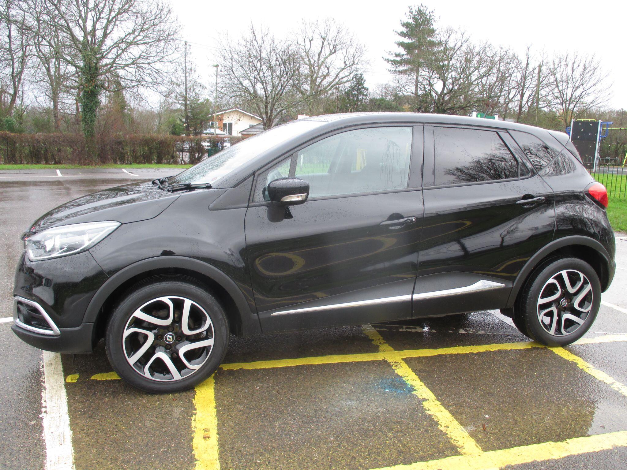 2017 Renault Captur 1.2 TCe ENERGY Dynamique S Nav Euro 6 (s/s) 5dr • 67,252 miles image 16
