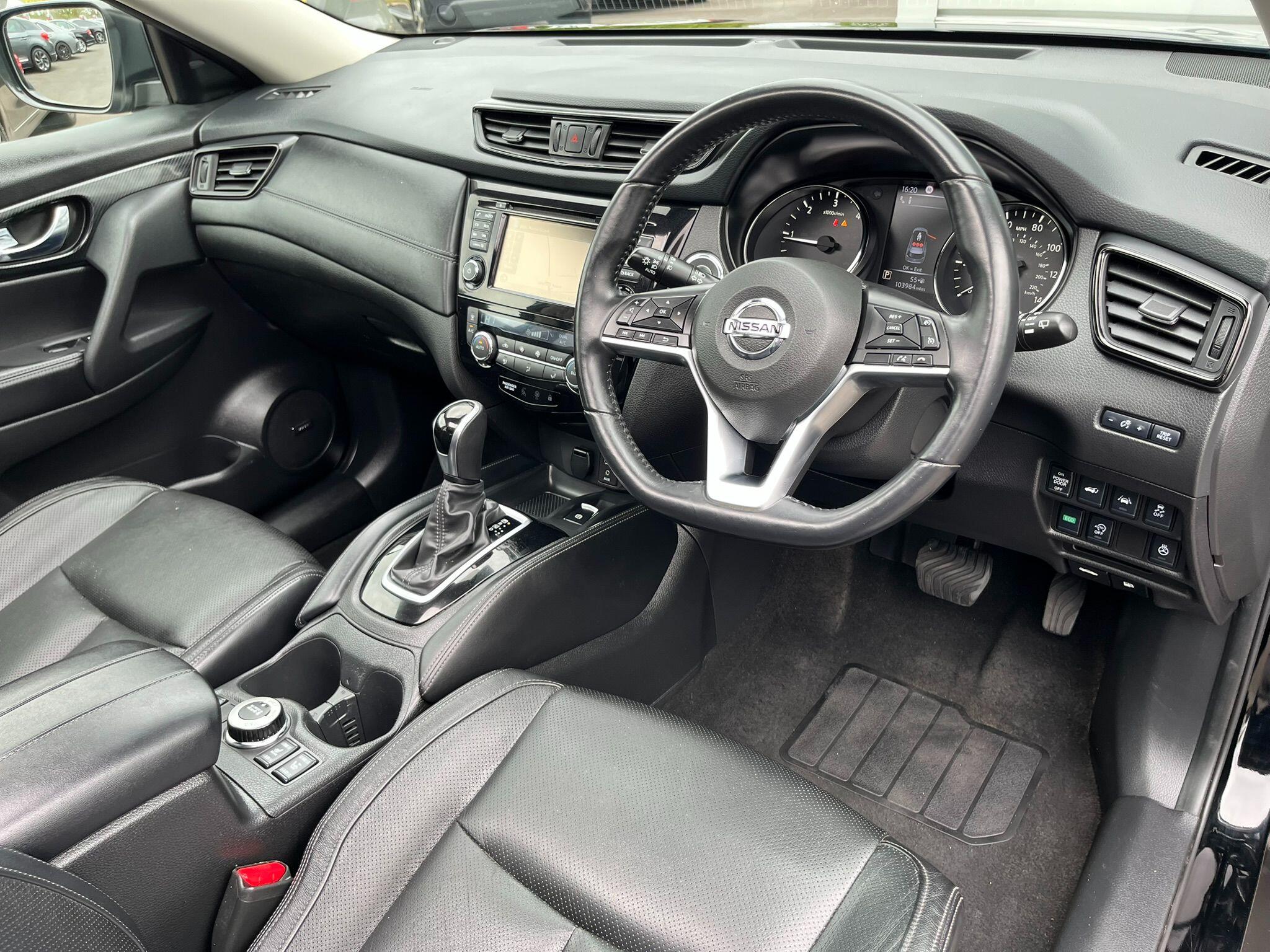 Nissan X-Trail view 14
