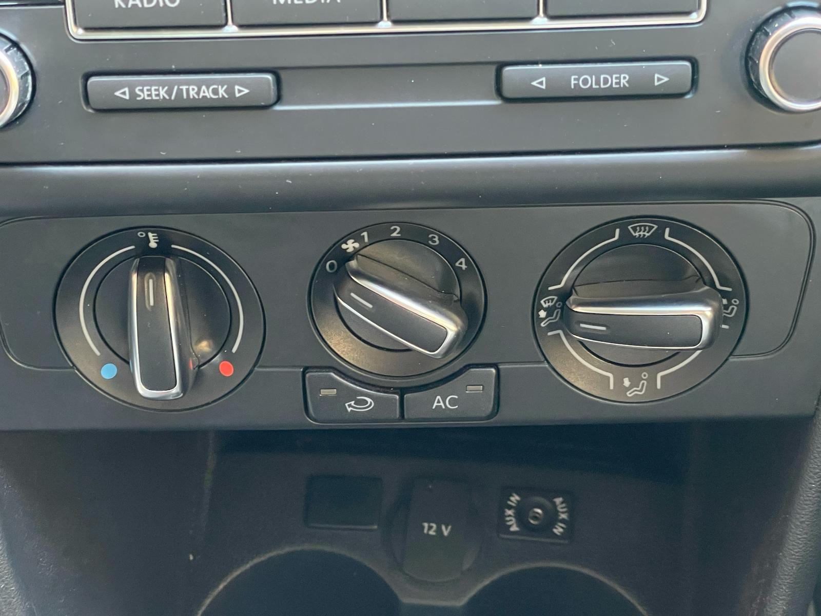 Volkswagen Polo view 21
