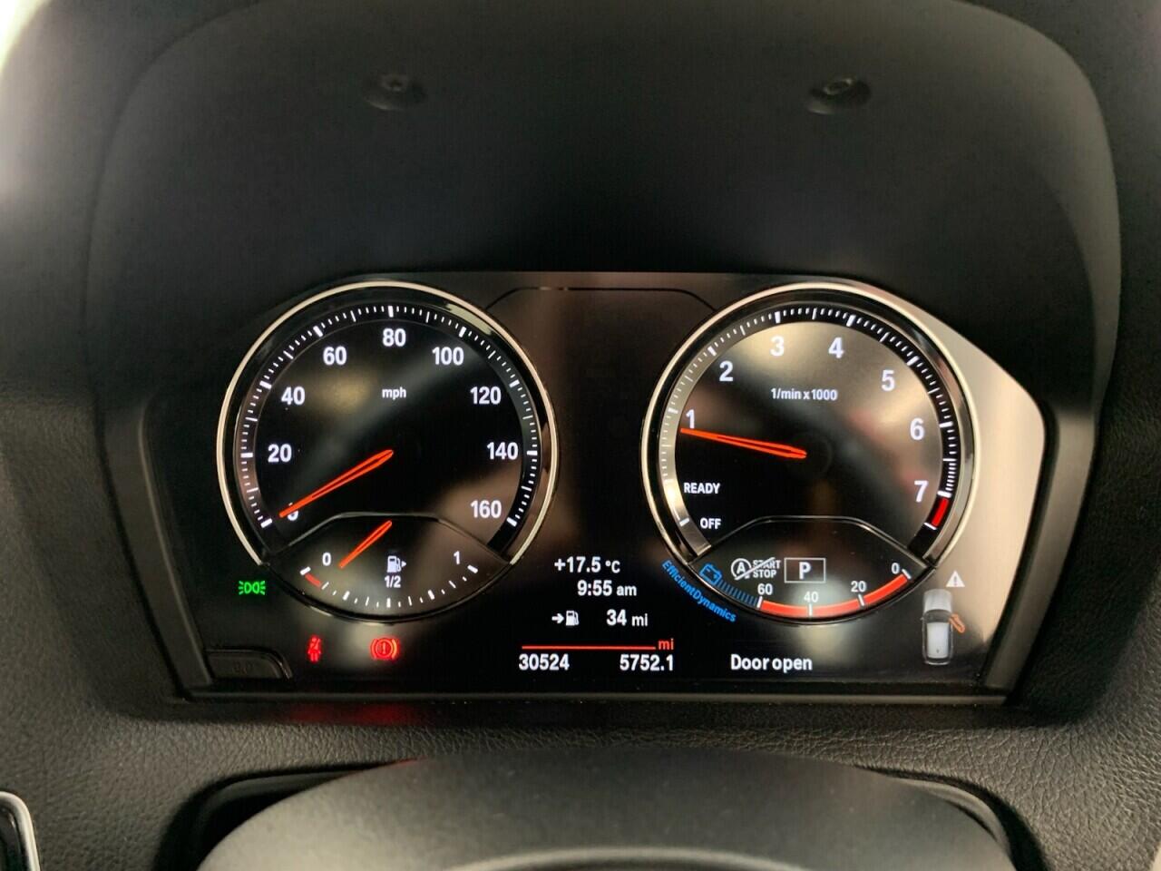 BMW 1 Series view 36