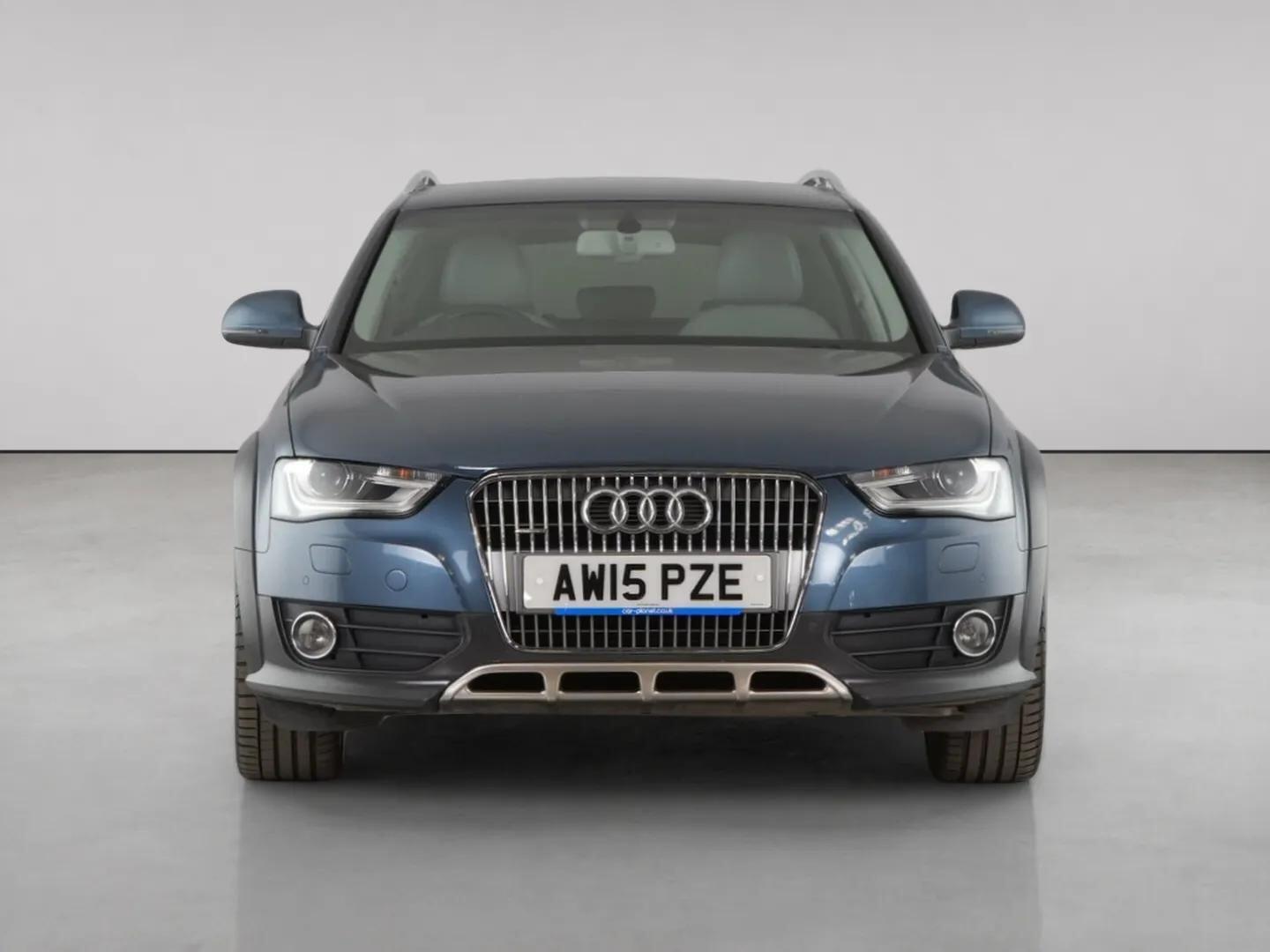 Audi A4 view 5