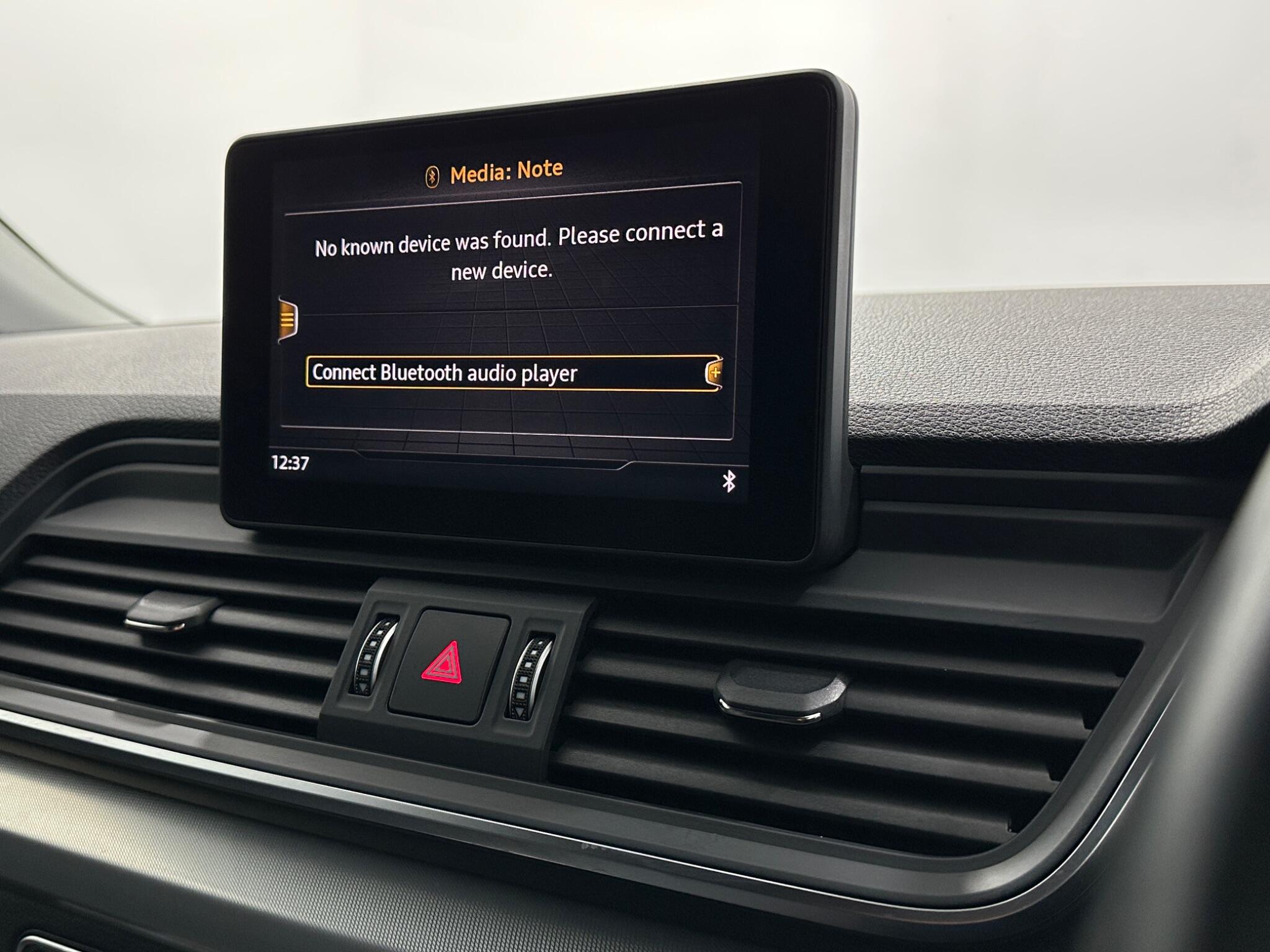 Audi Q5 view 25