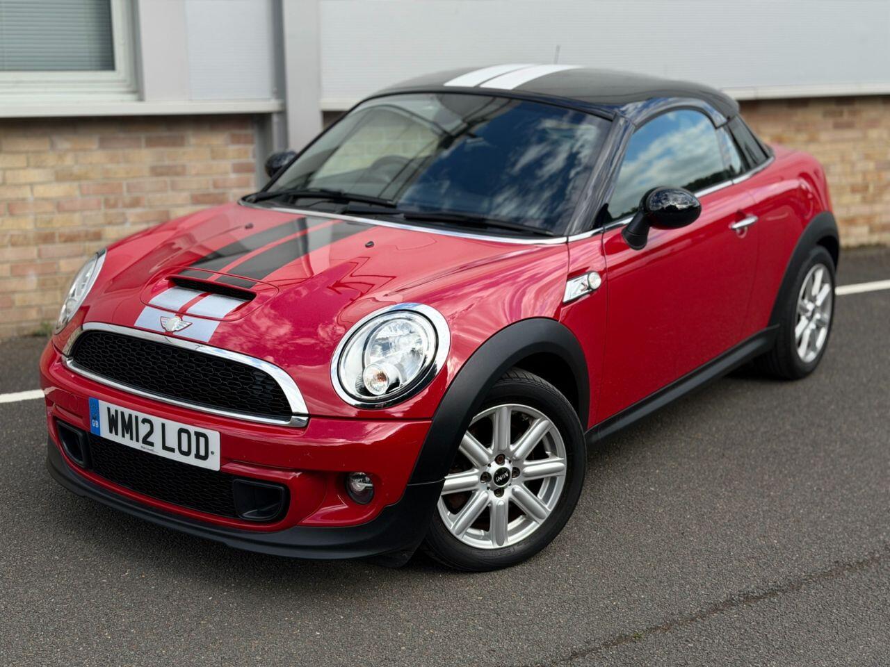 Mini Cooper view 50