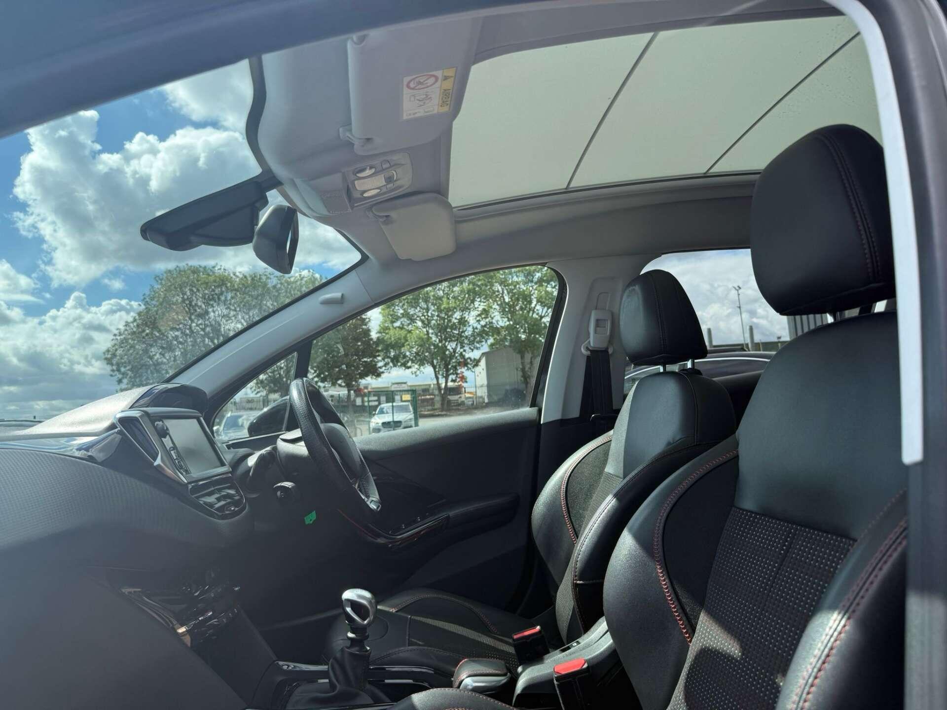 Peugeot 2008 view 31