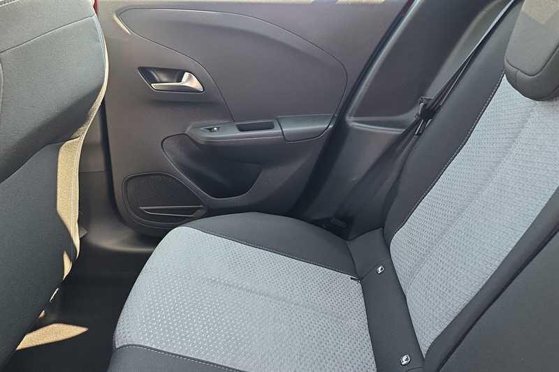 Vauxhall Corsa view 26
