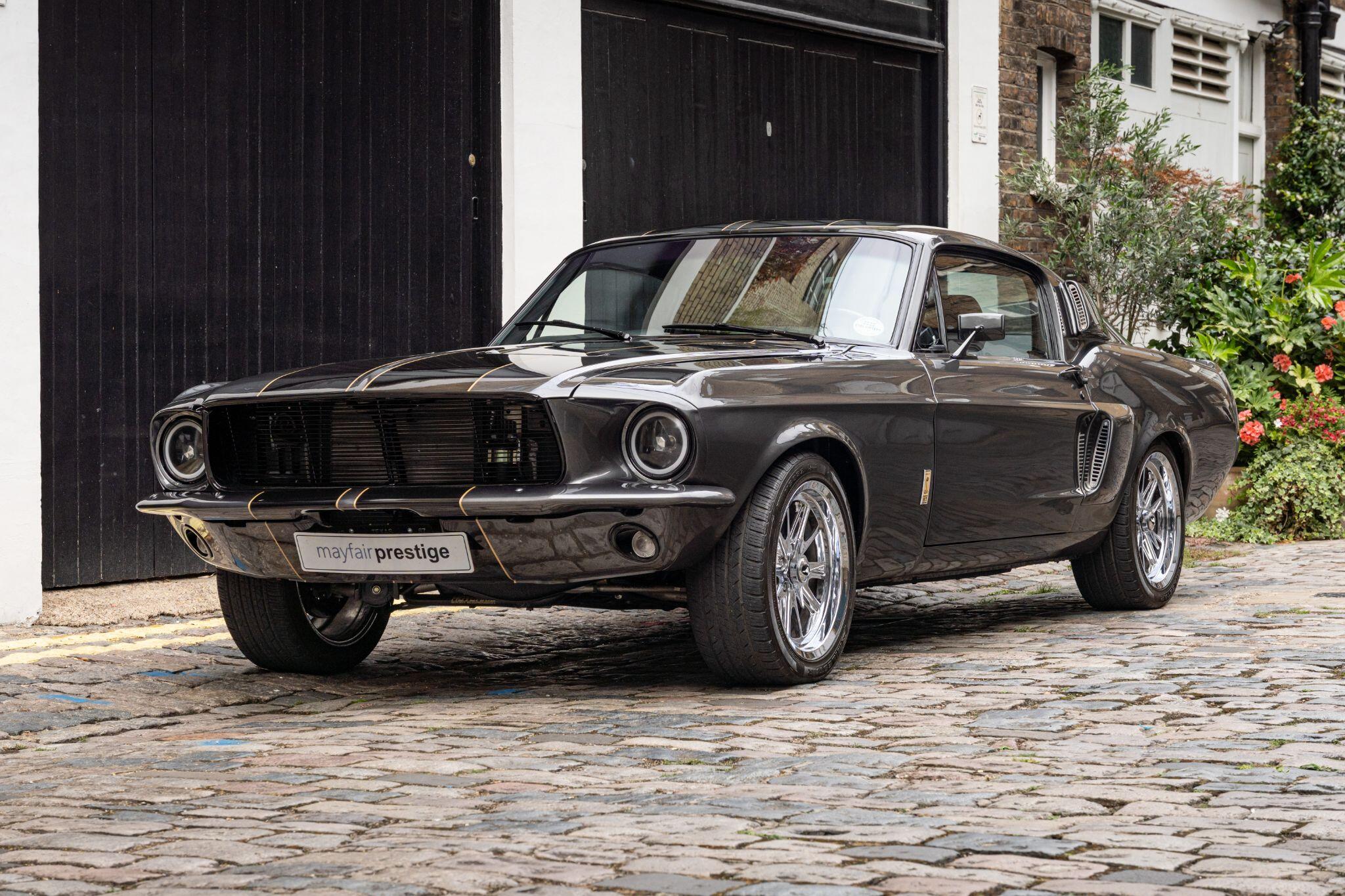 Ford Mustang view 8