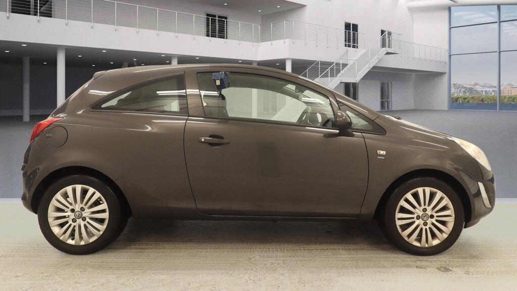Vauxhall Corsa view 5
