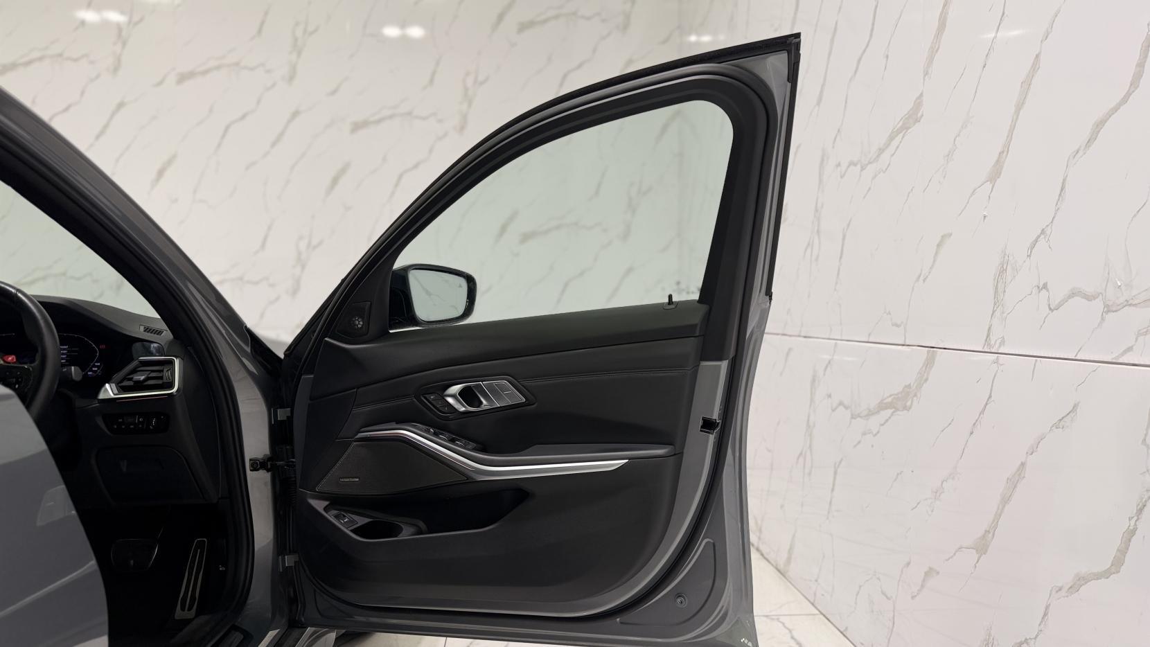 BMW M3 view 39