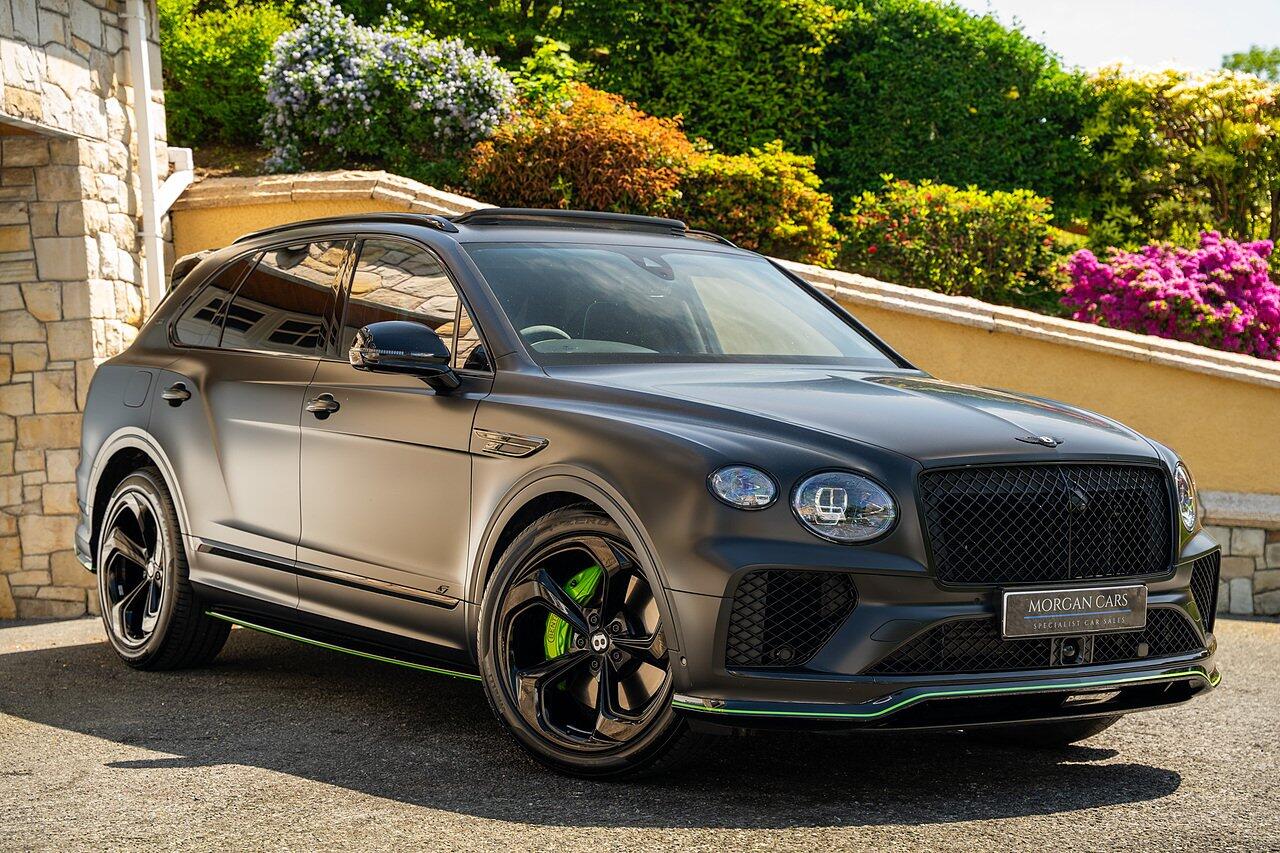 Bentley Bentayga view 21
