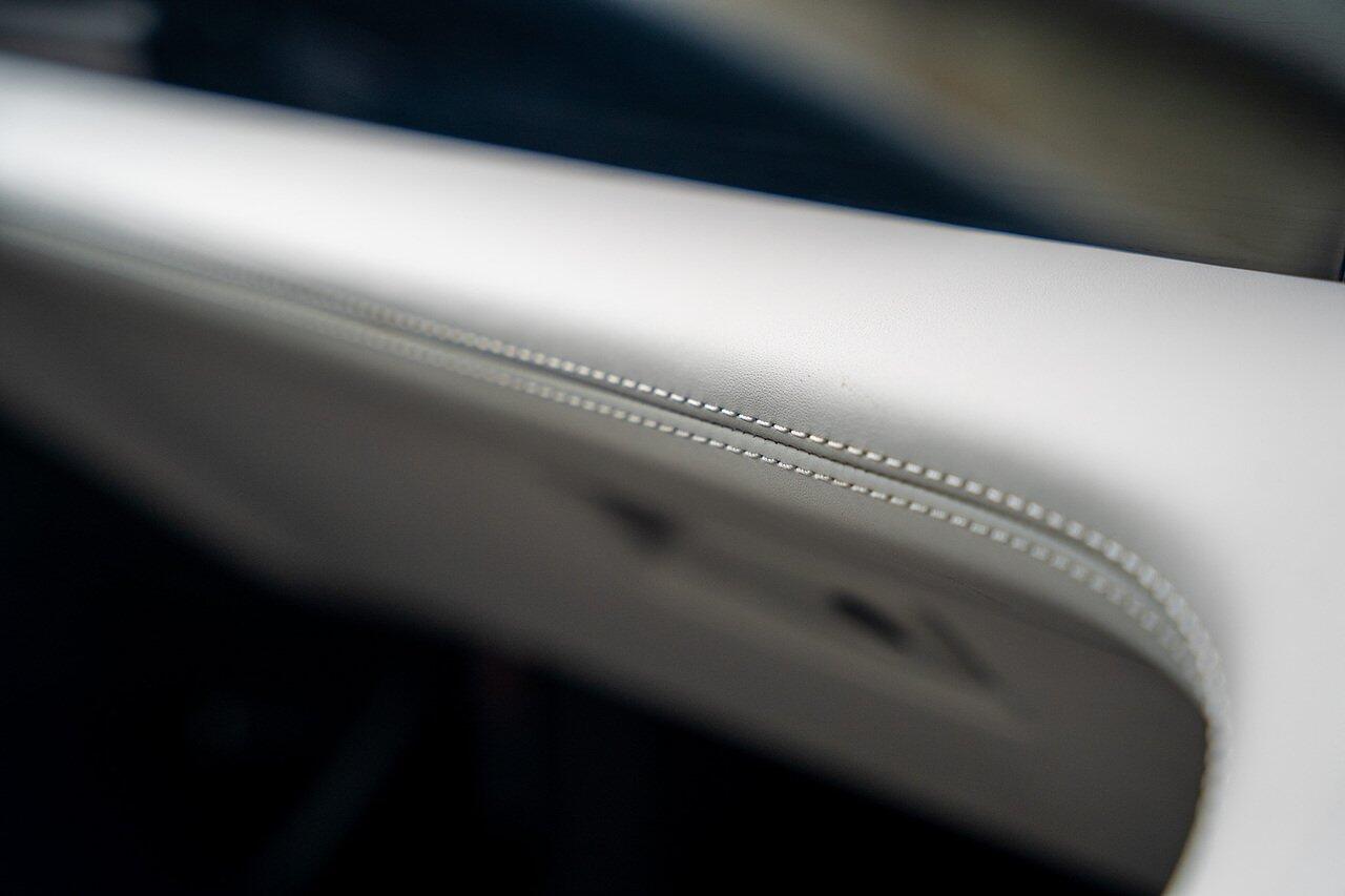 Porsche Taycan view 92