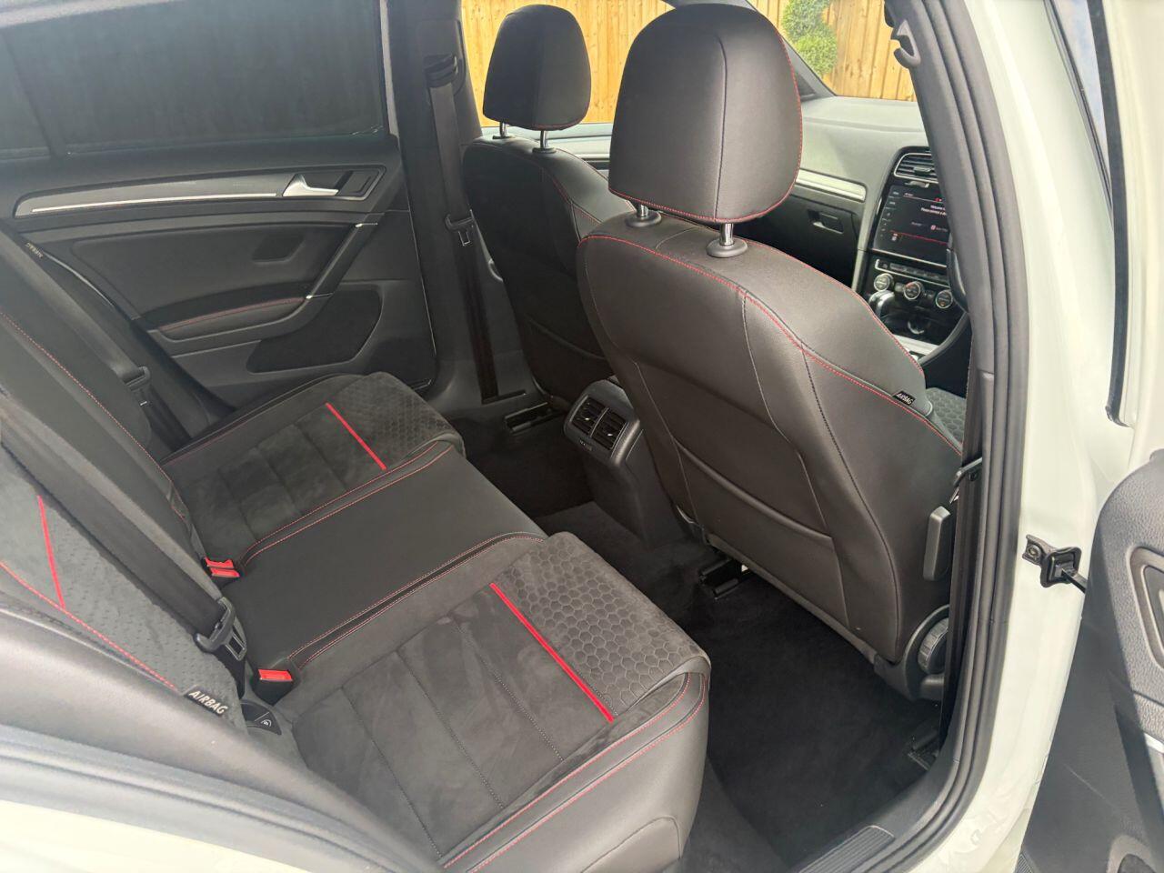 Volkswagen Golf view 27