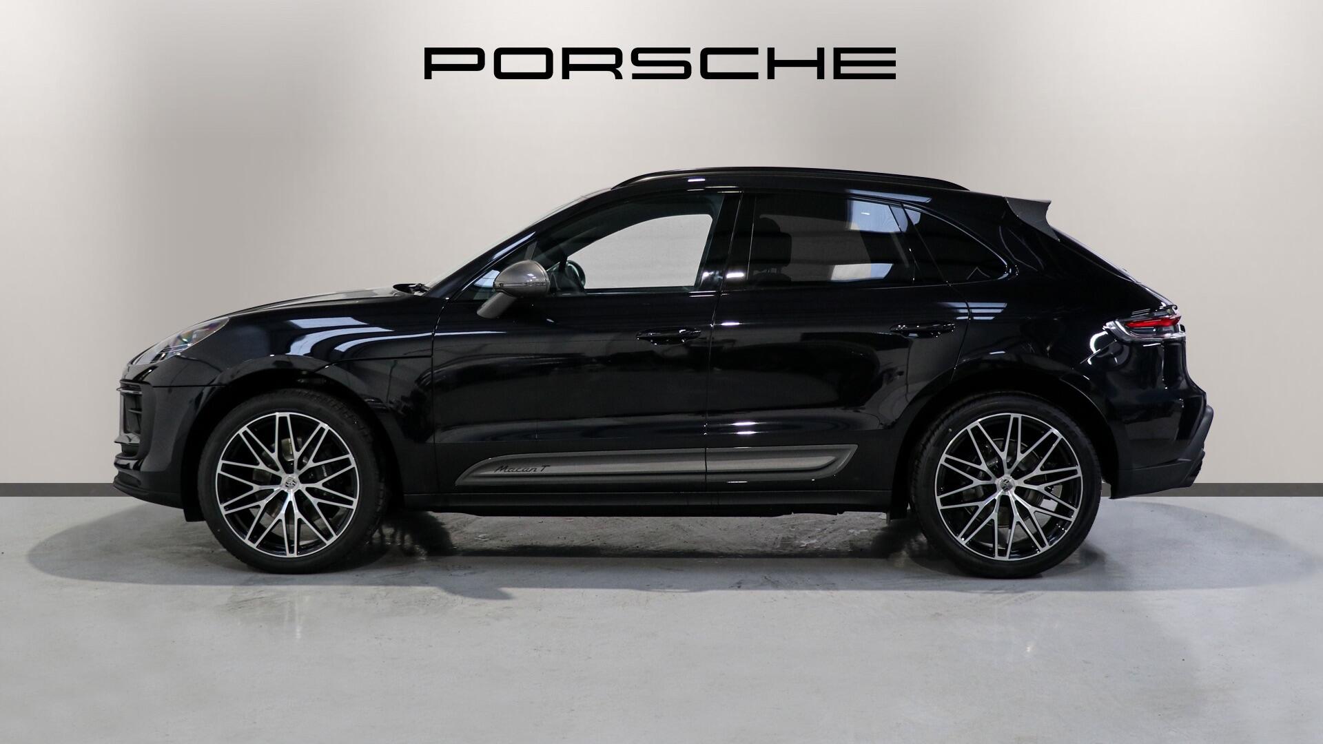 Porsche Macan view 5