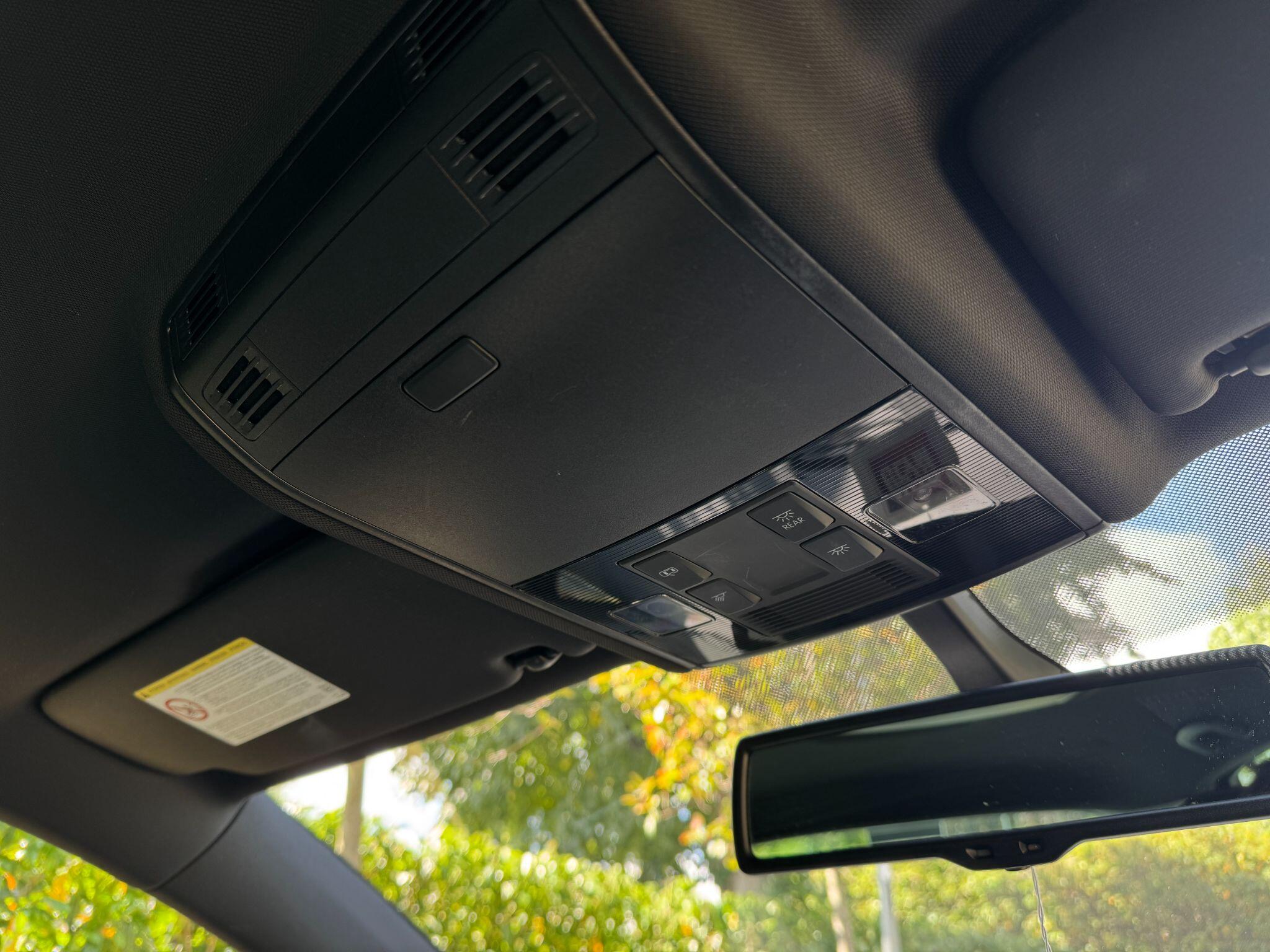 Volkswagen Golf view 32