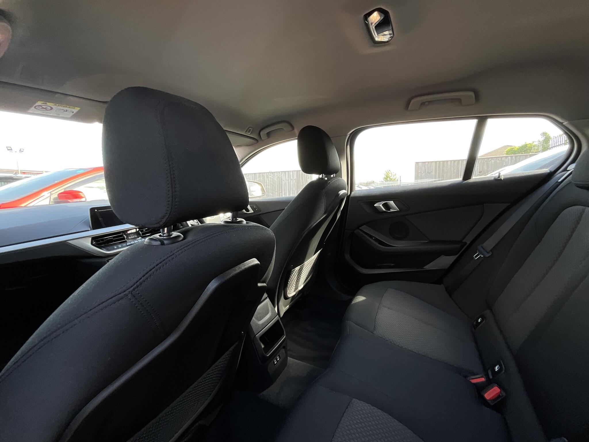 BMW 1 Series view 13