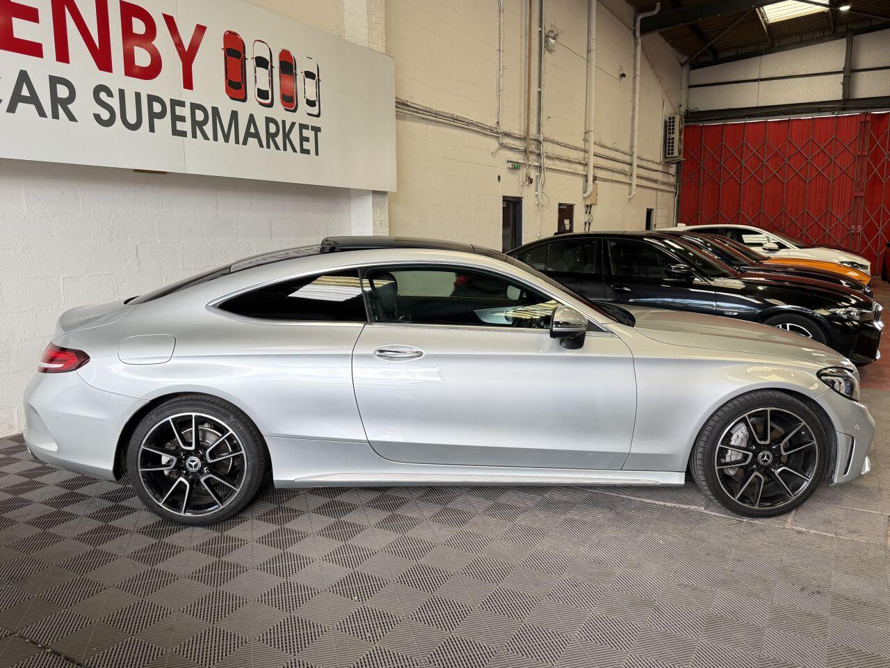 Mercedes-Benz C Class view 11