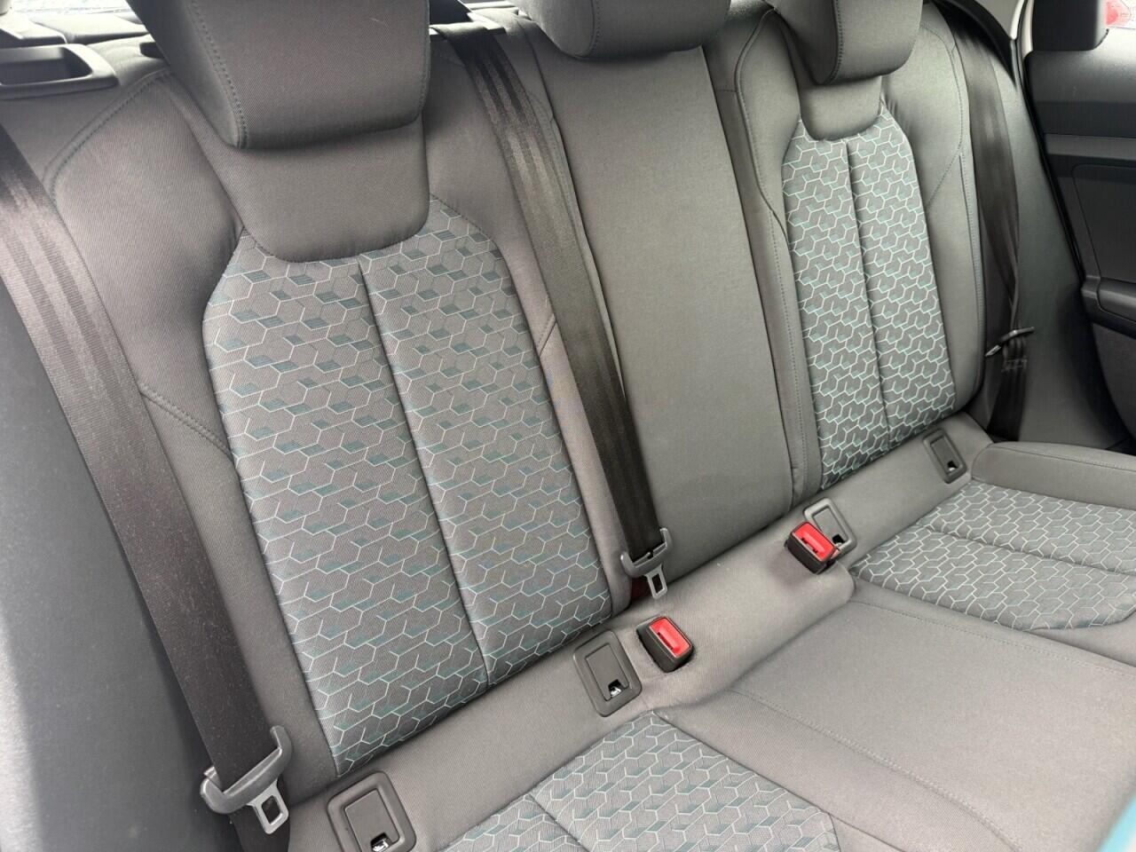 Audi A1 view 21