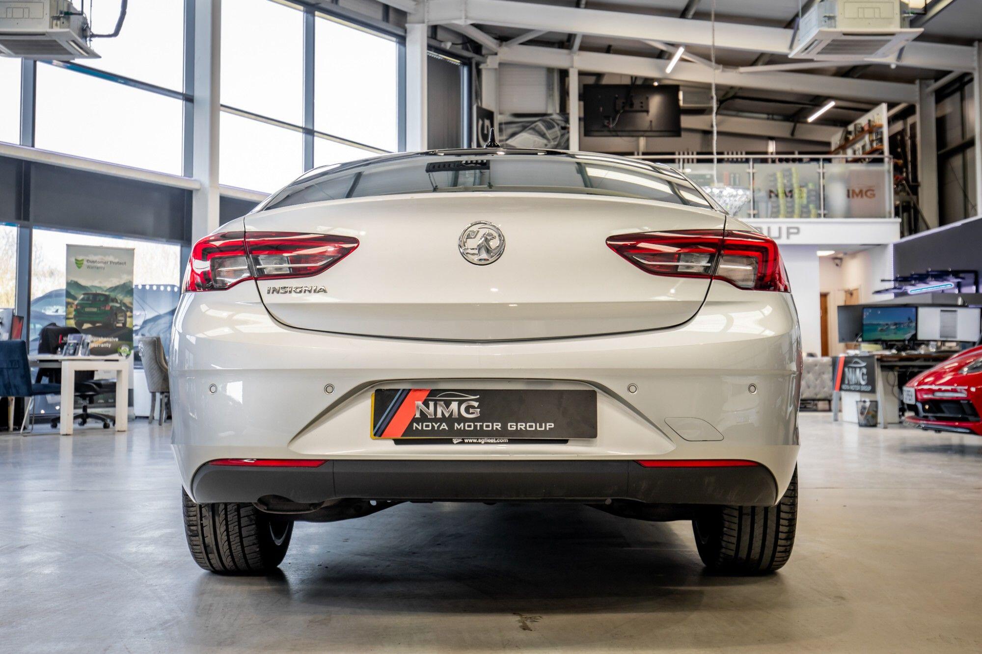 Vauxhall Insignia view 31