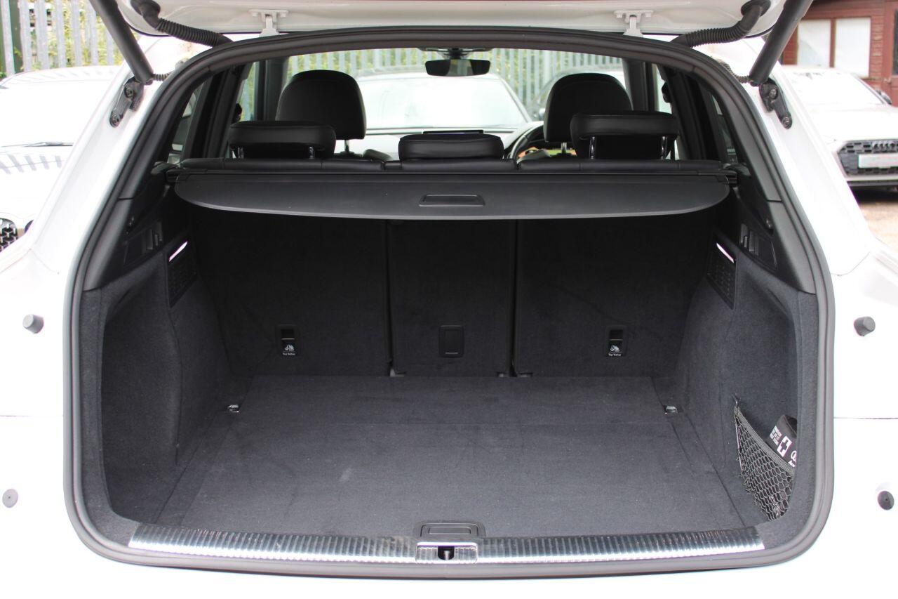 Audi Q5 view 57