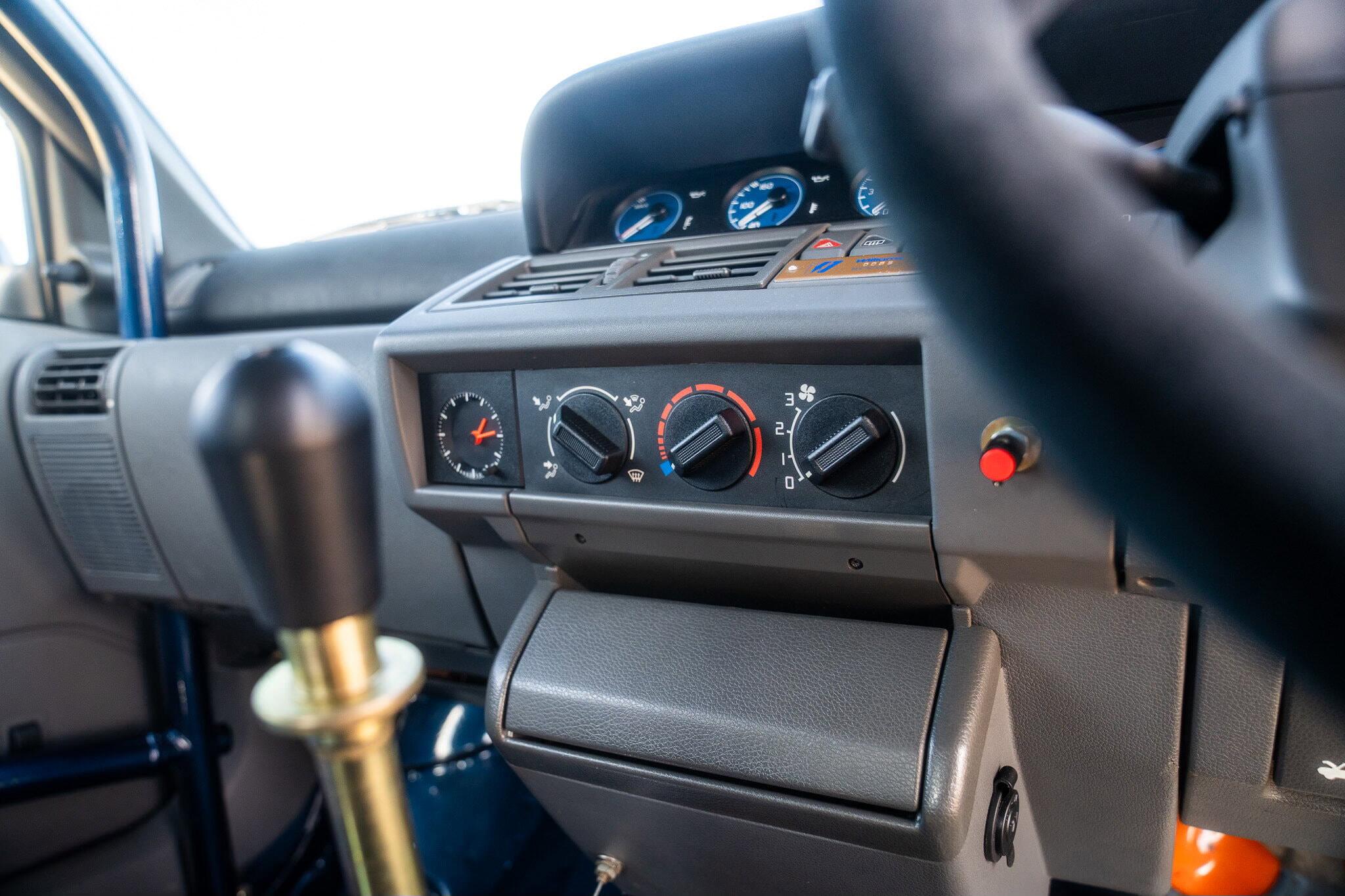 Renault Clio view 49