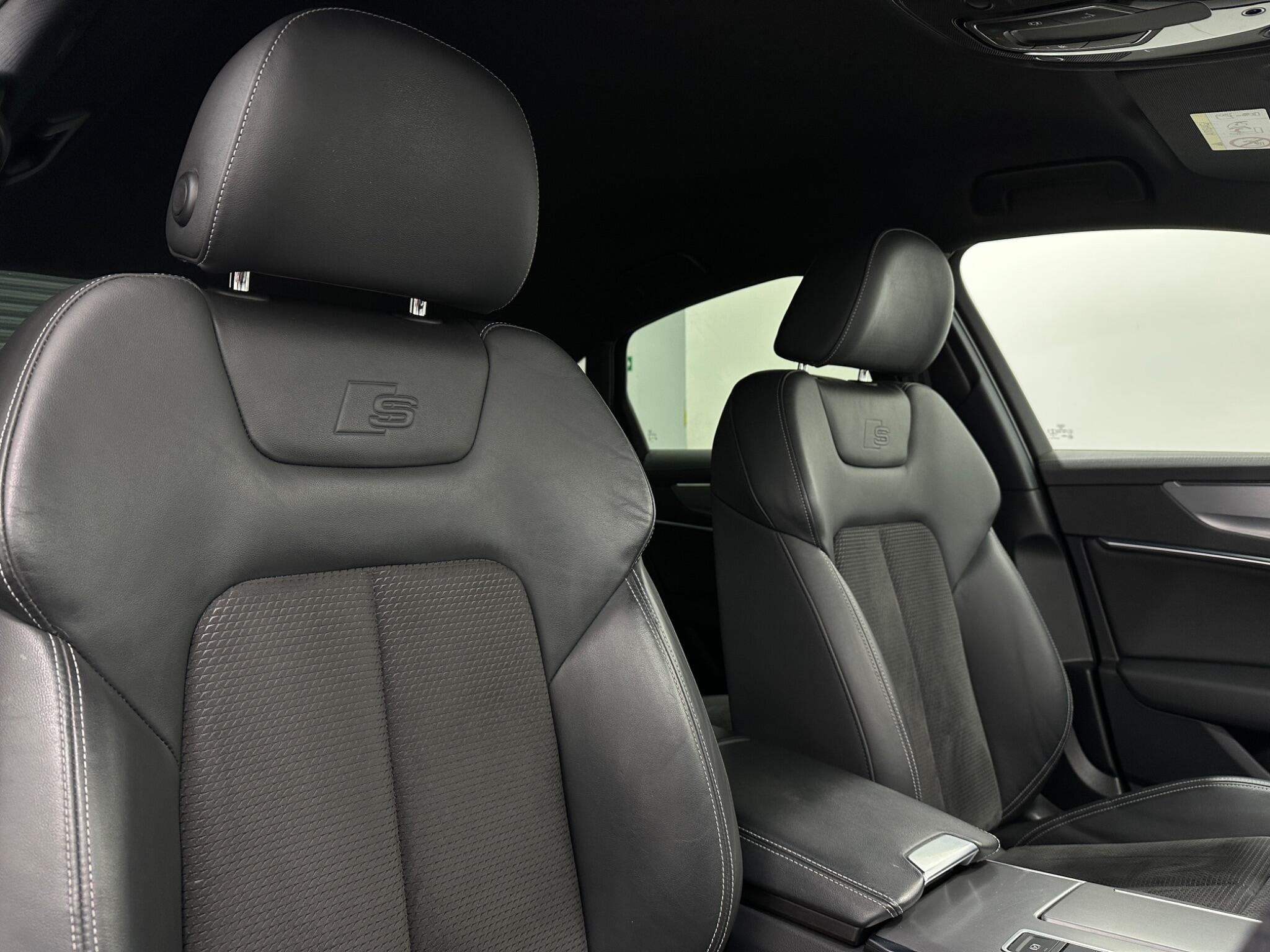 Audi A6 Saloon view 33