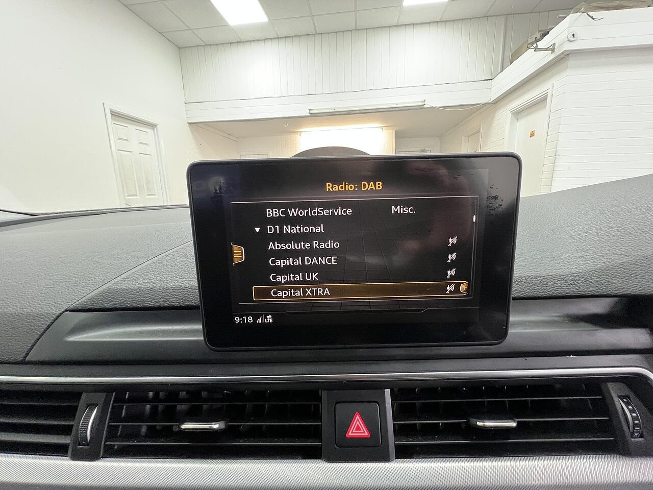 Audi A4 view 11