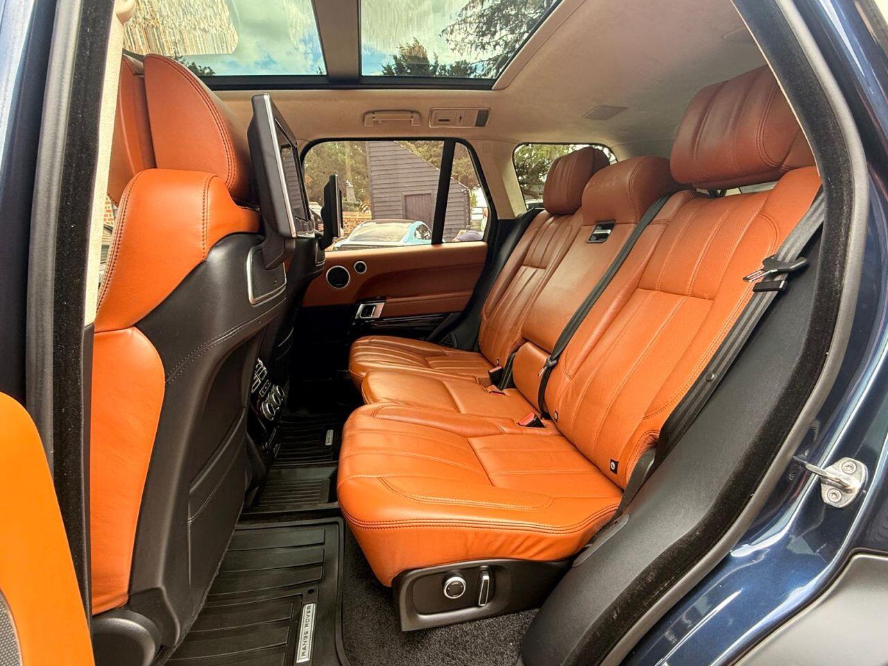 Land Rover Range Rover view 4