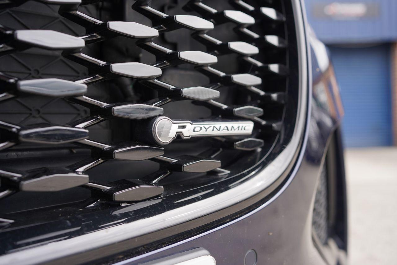Jaguar F-Pace view 9